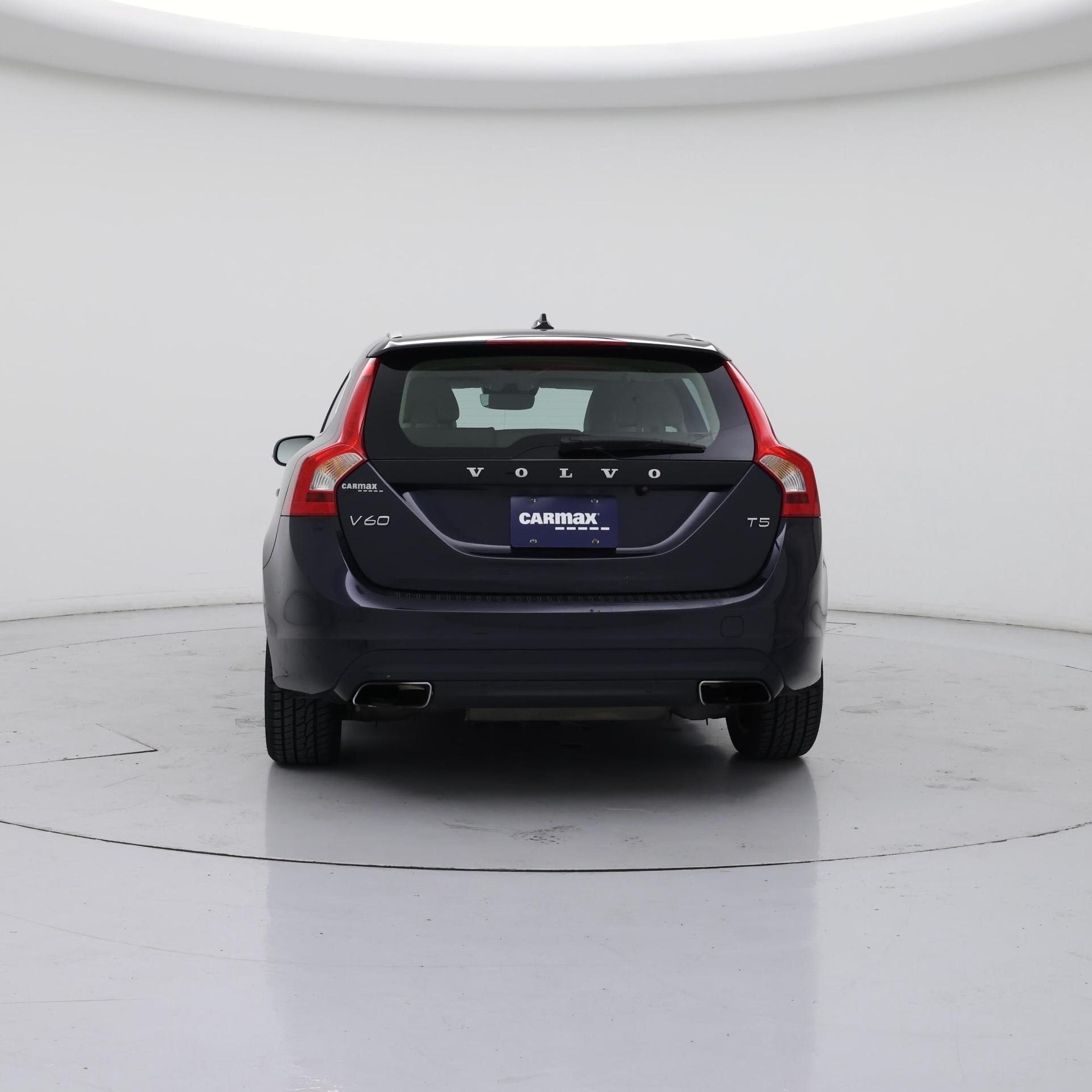 Thumbnail: 2016 Volvo V60 - 6
