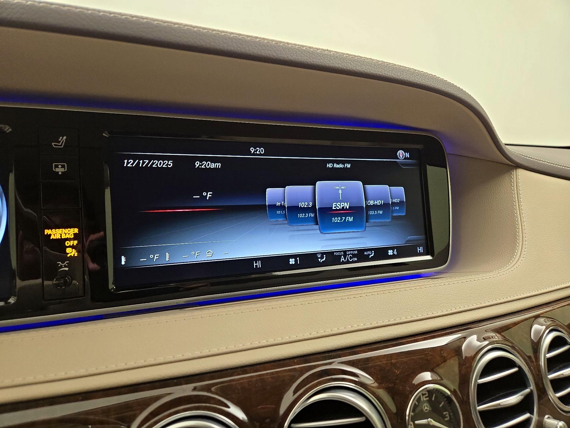 Thumbnail: 2015 Mercedes-Benz S-Class - 16