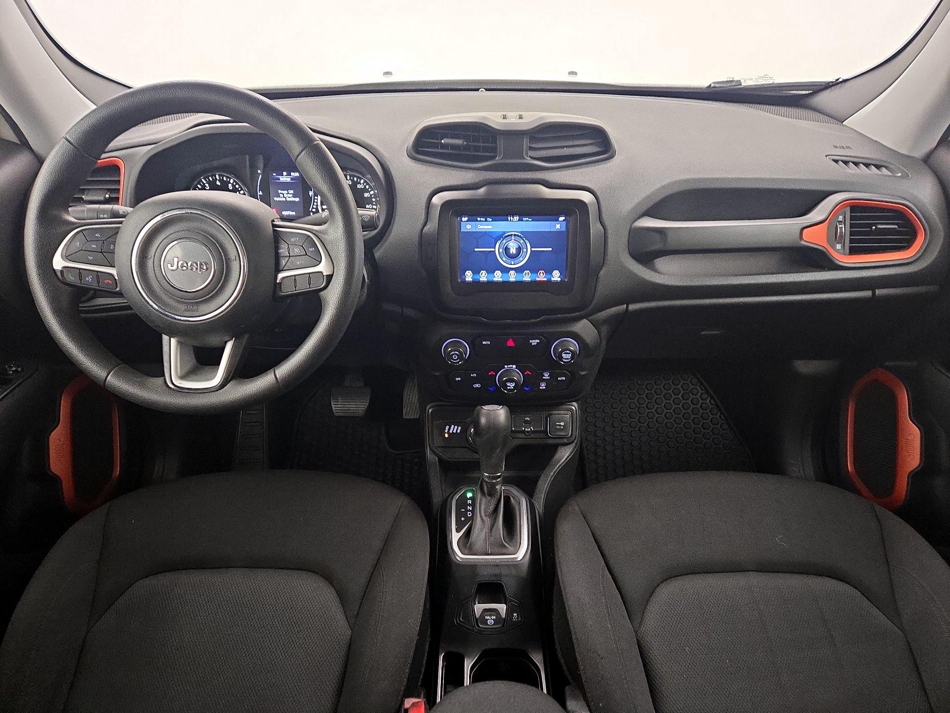 Thumbnail: 2018 Jeep Renegade - 9