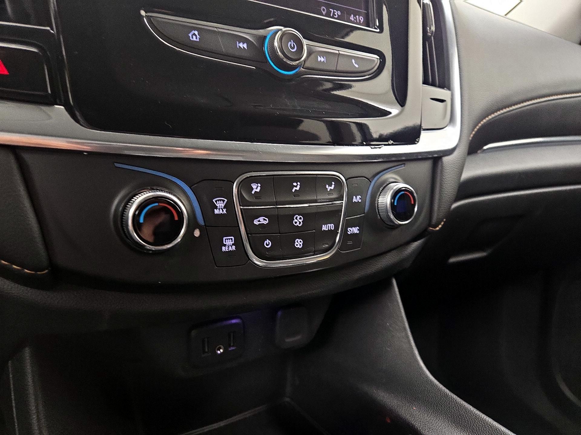 Thumbnail: 2021 Chevrolet Traverse - 16