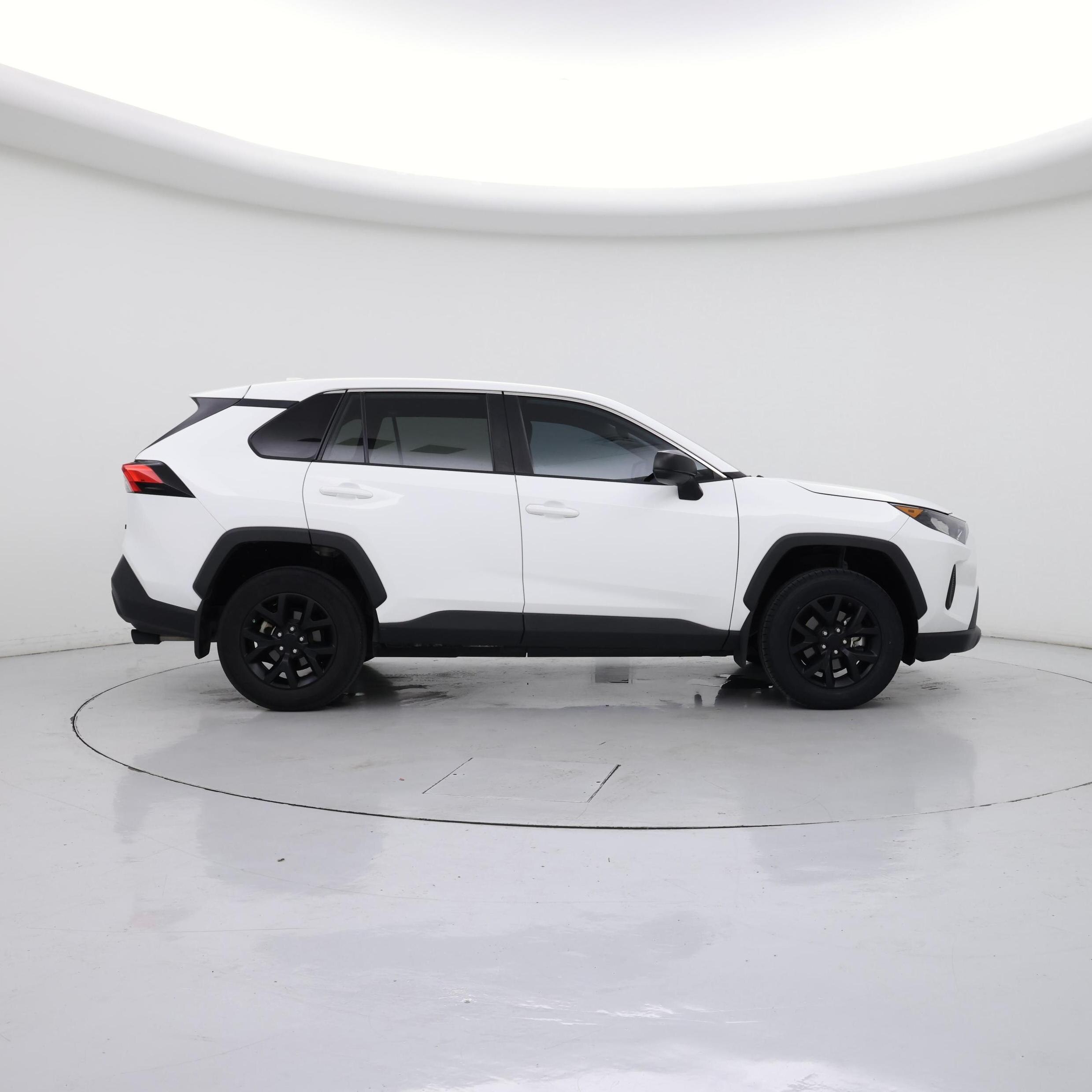 Thumbnail: 2022 Toyota RAV4 - 7