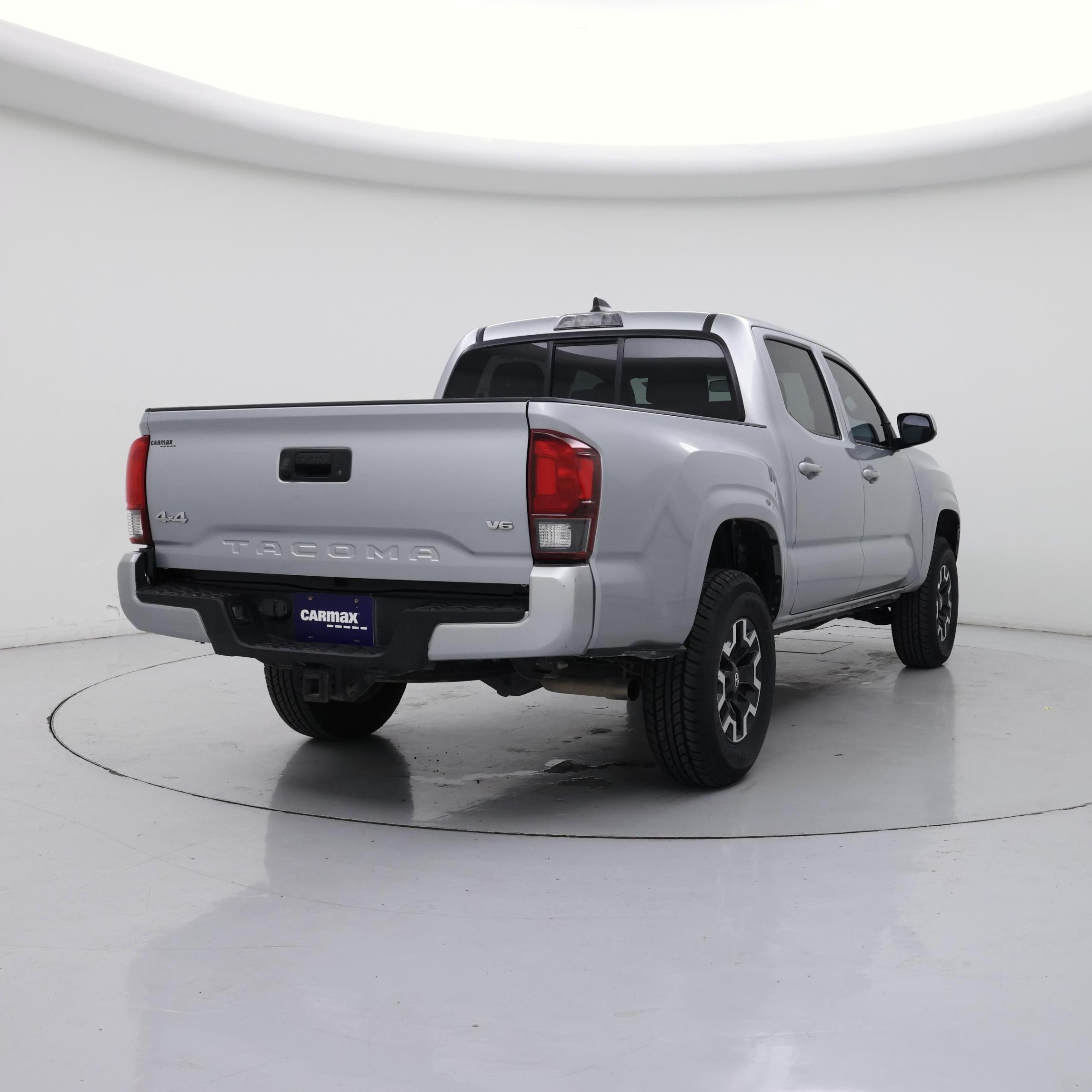 Thumbnail: 2023 Toyota Tacoma - 8