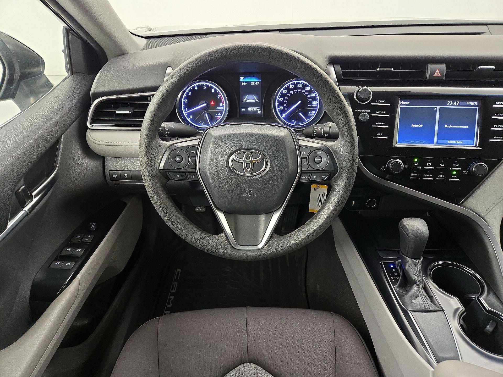 Thumbnail: 2019 Toyota Camry - 10