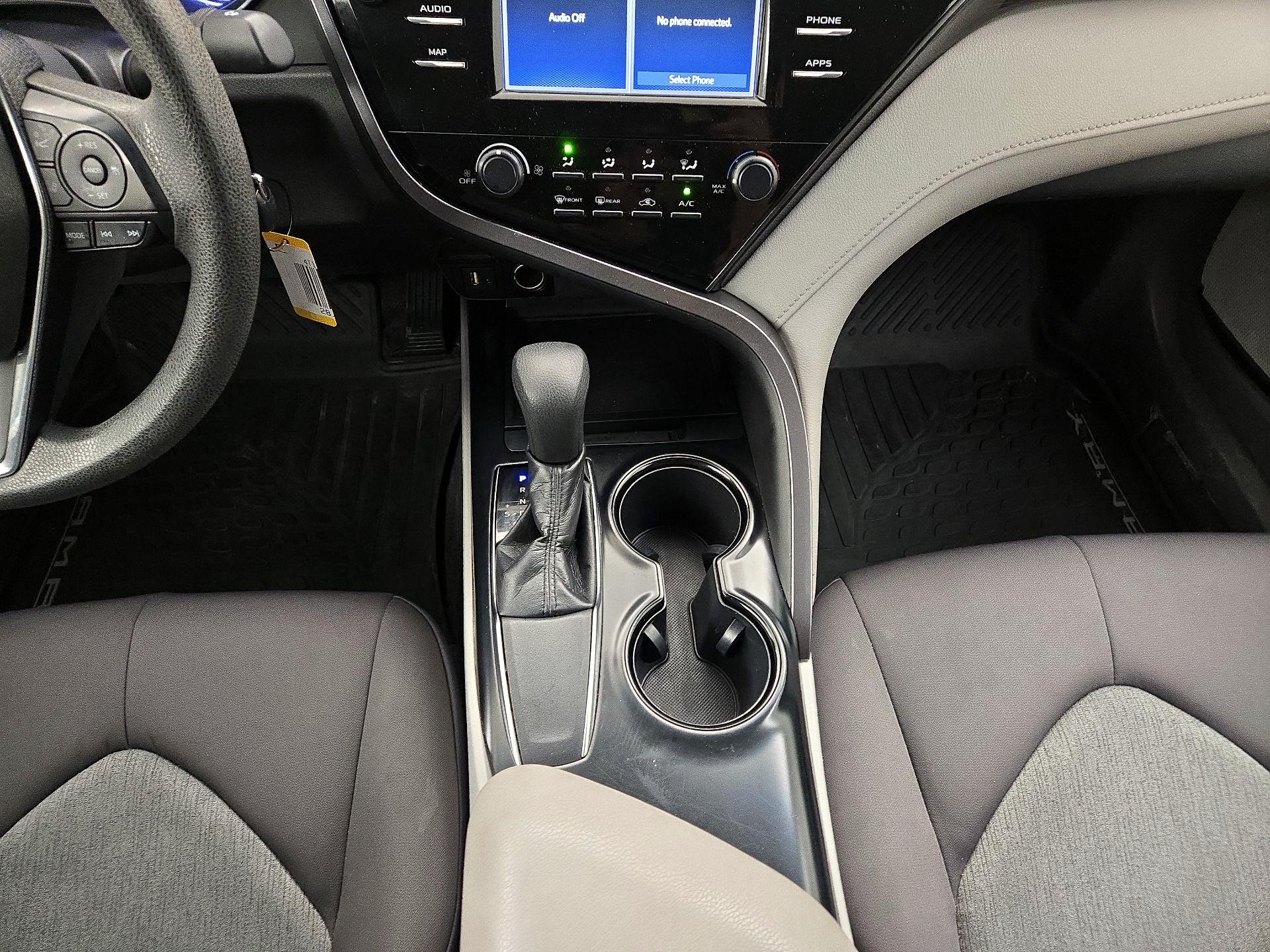 Thumbnail: 2019 Toyota Camry - 17