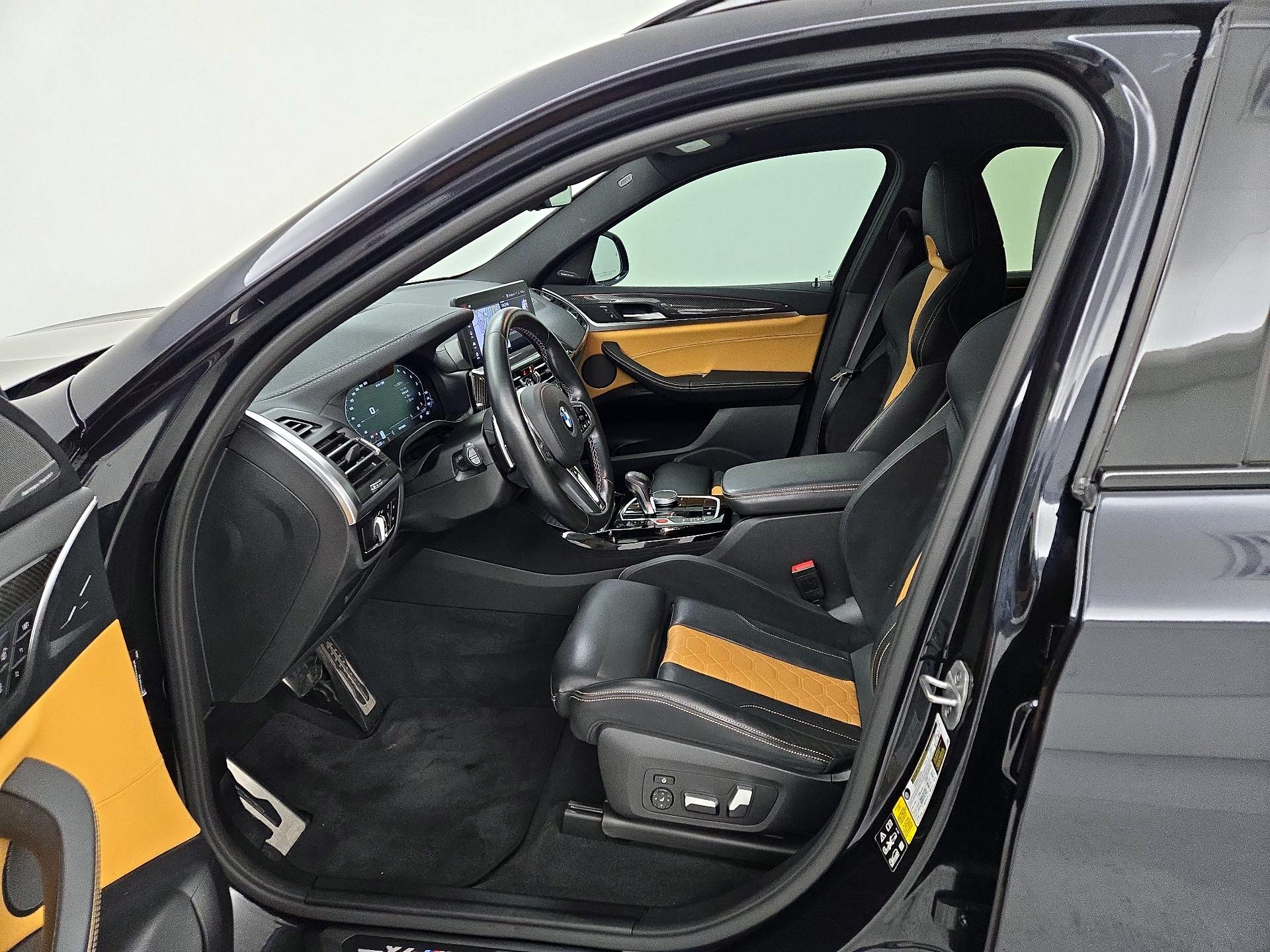 Thumbnail: 2024 BMW X4 - 11