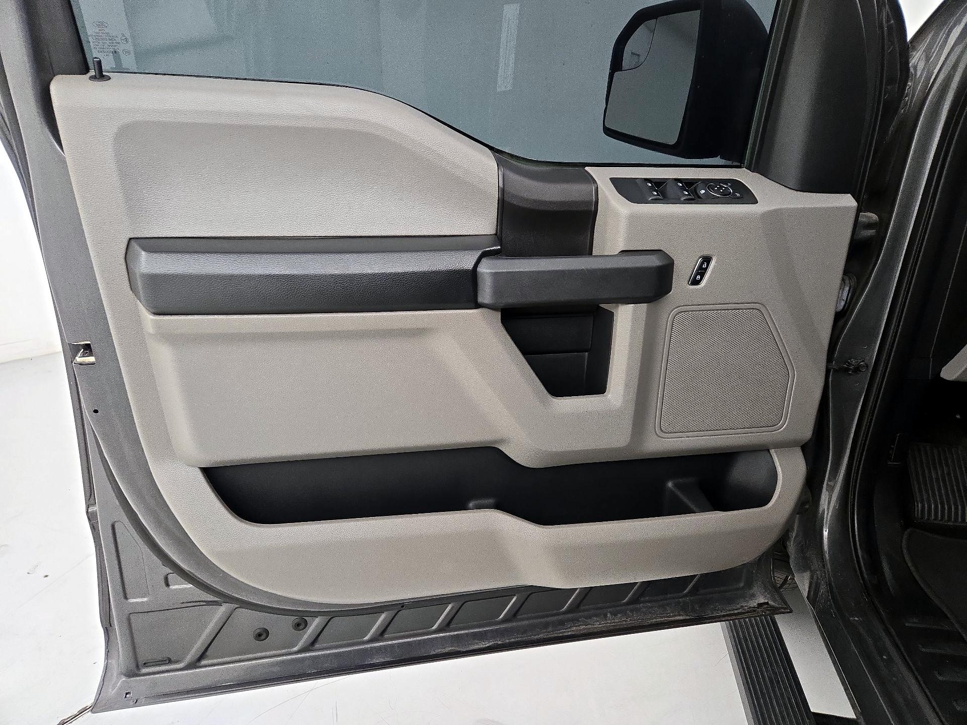 Thumbnail: 2019 Ford F-150 - 12