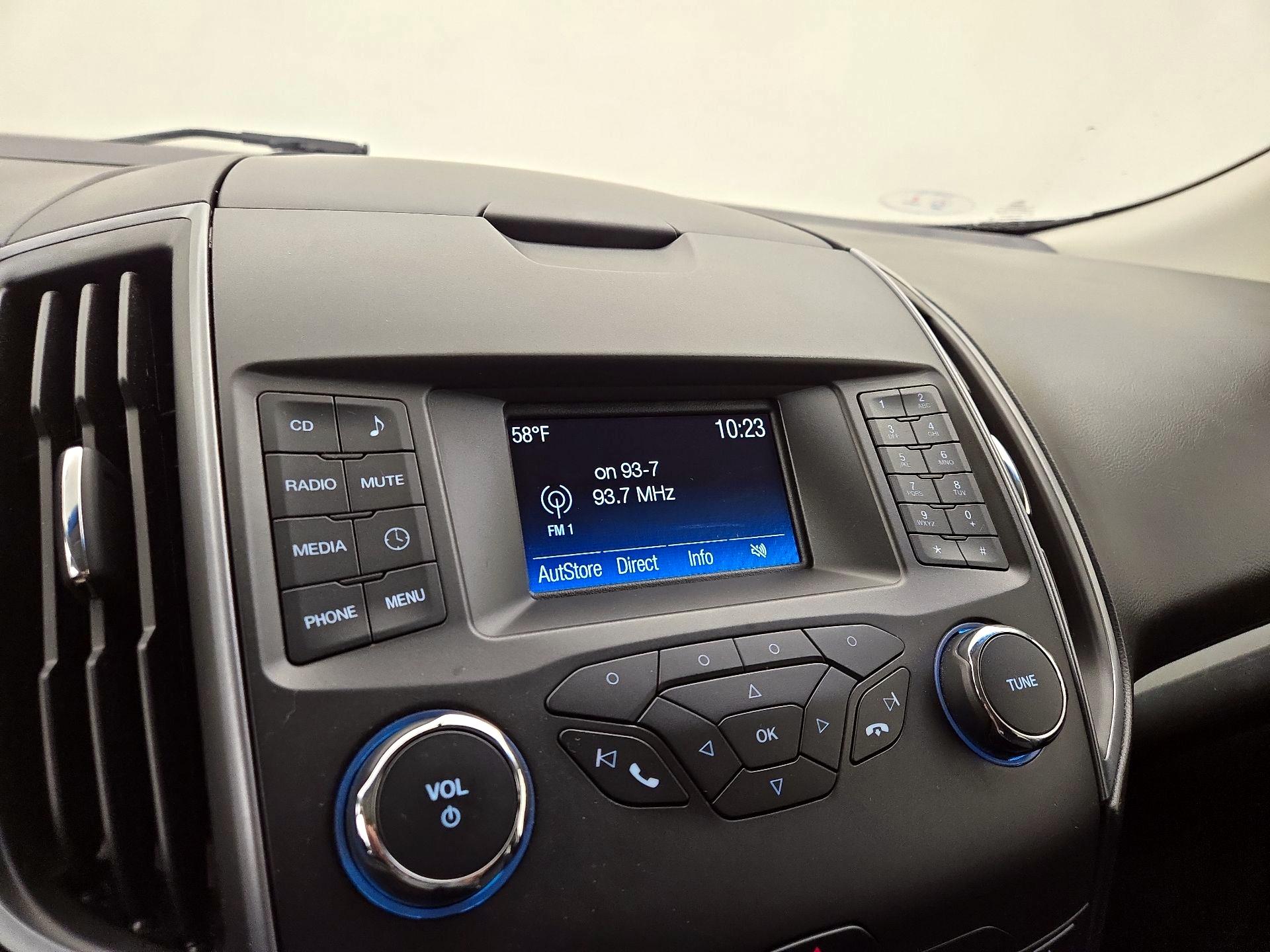 Thumbnail: 2018 Ford Edge - 15