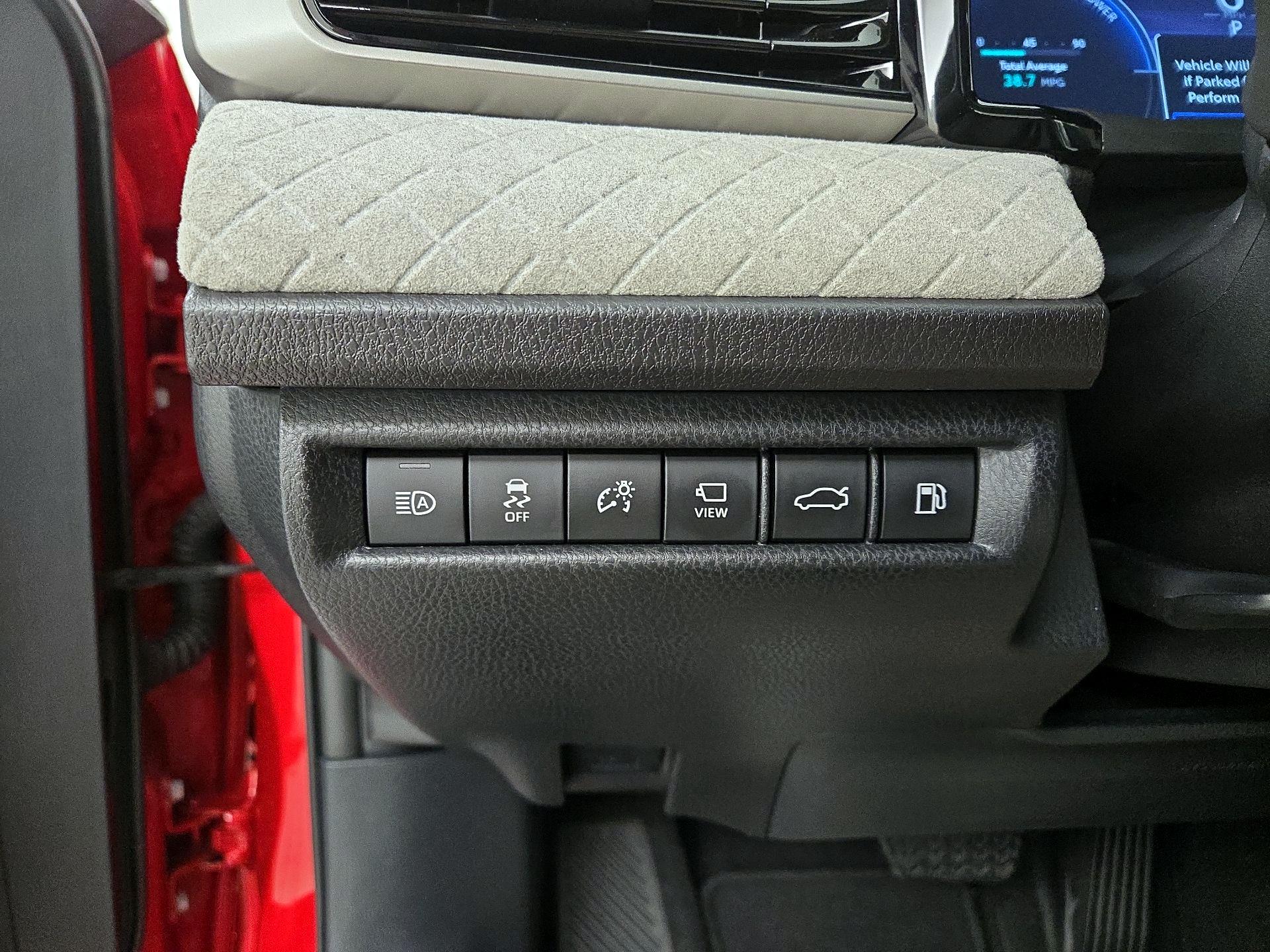 Thumbnail: 2025 Toyota Camry - 13