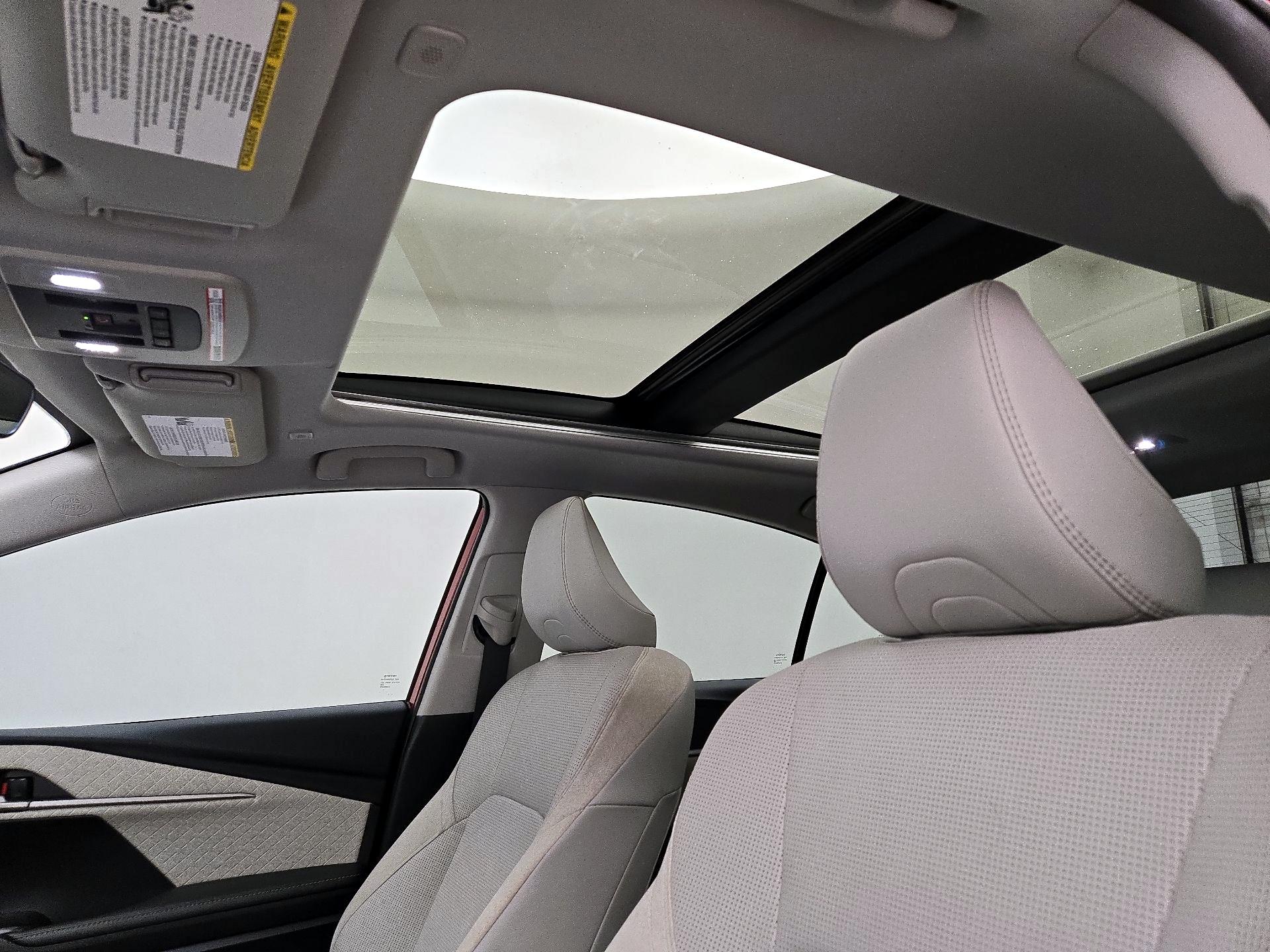 Thumbnail: 2025 Toyota Camry - 19