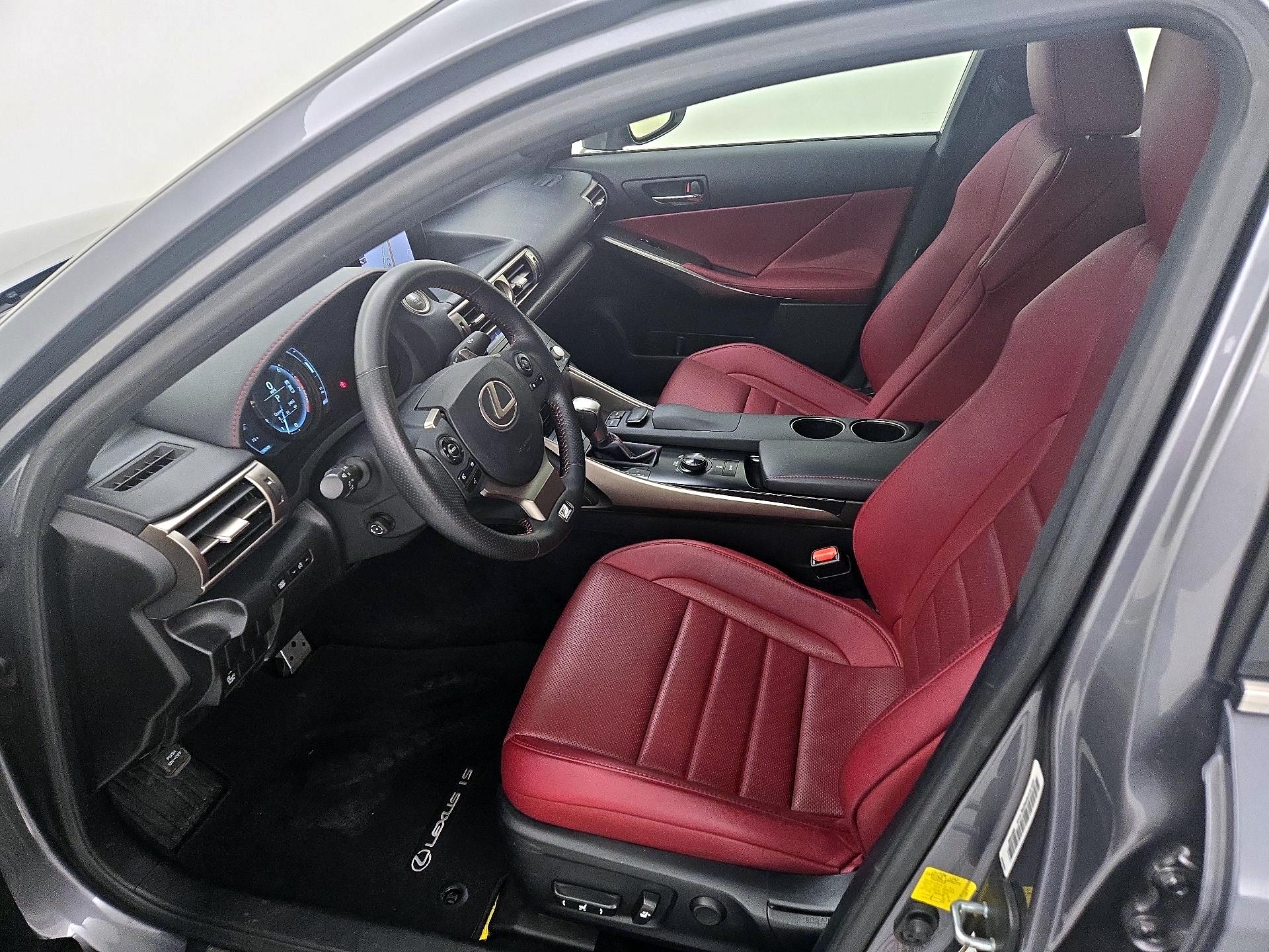 Thumbnail: 2014 Lexus IS - 11