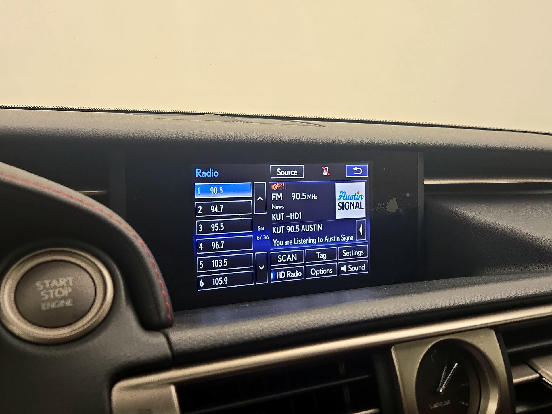 Thumbnail: 2014 Lexus IS - 16