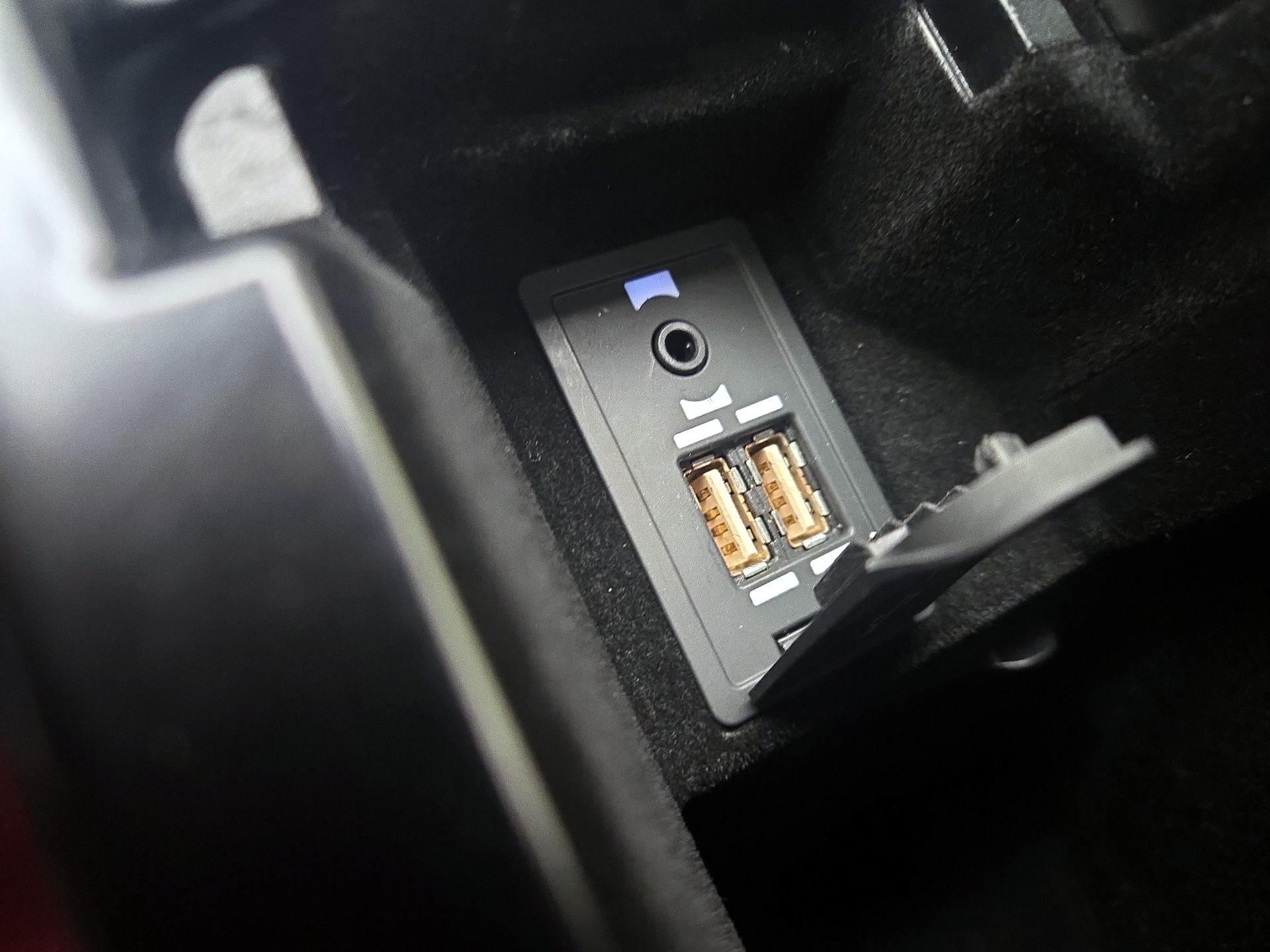 Thumbnail: 2014 Lexus IS - 19