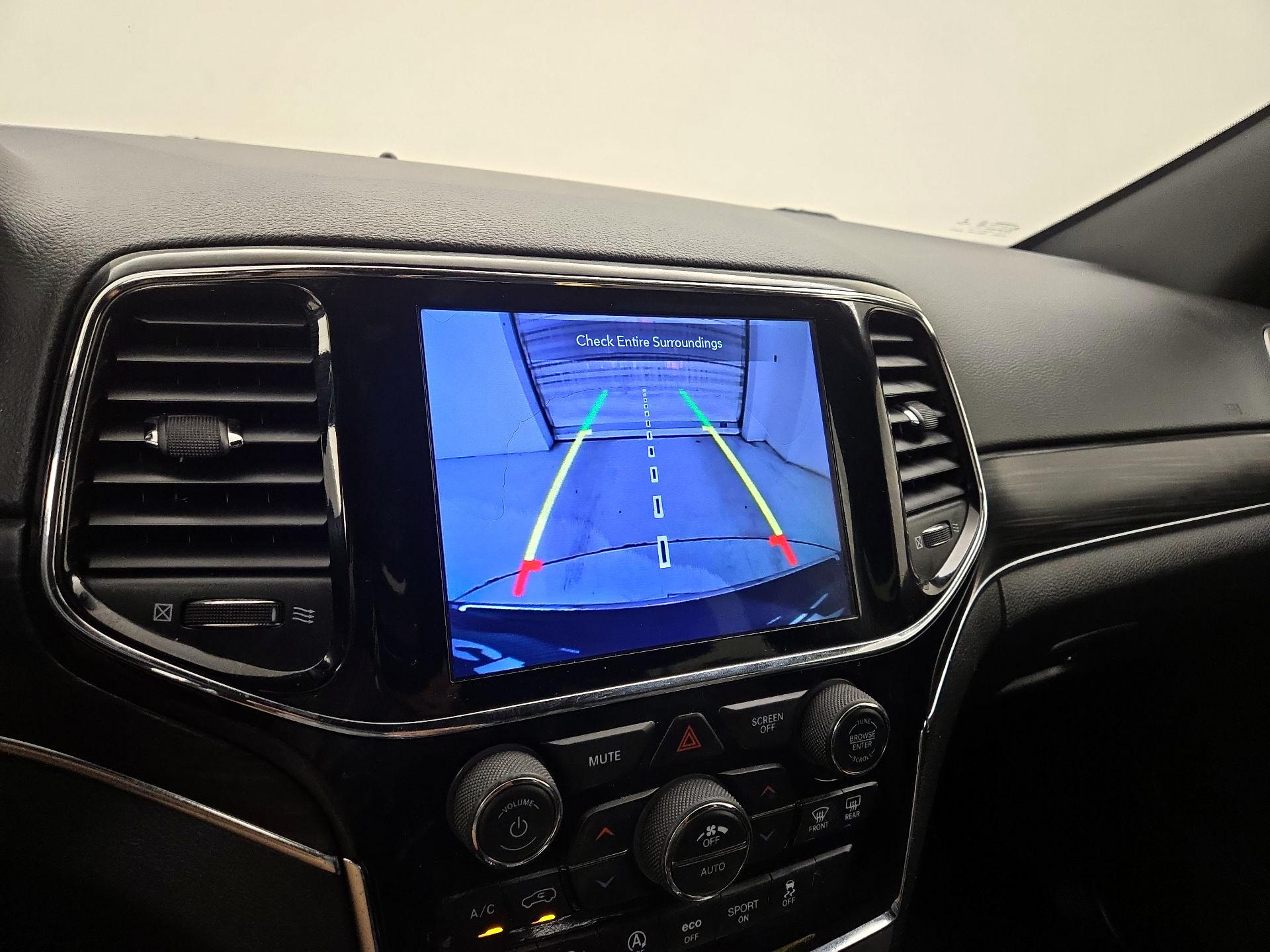 Thumbnail: 2020 Jeep Grand Cherokee - 15