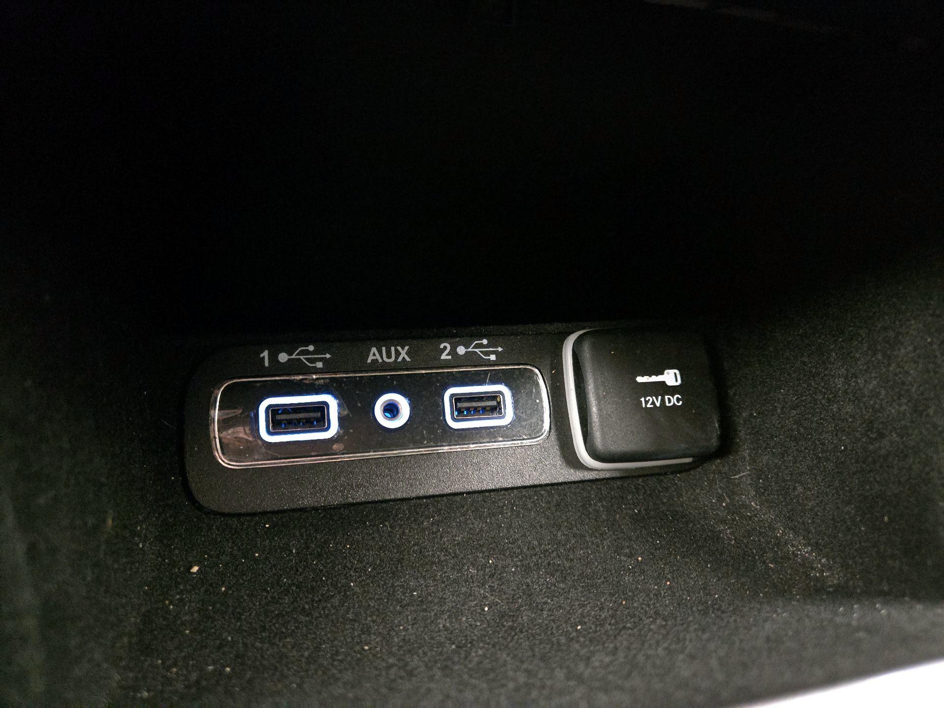 Thumbnail: 2020 Jeep Grand Cherokee - 19