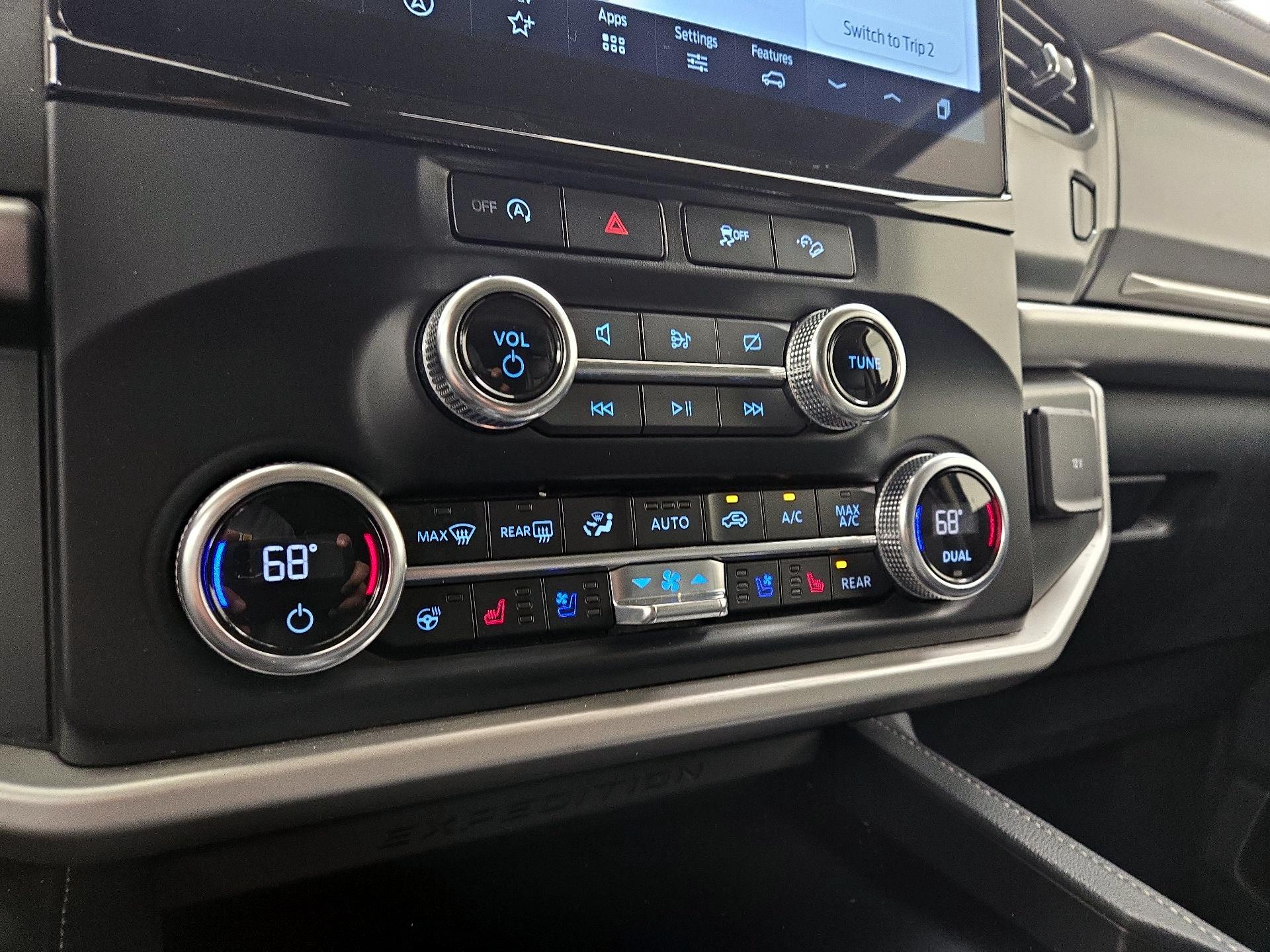 Thumbnail: 2024 Ford Expedition - 17