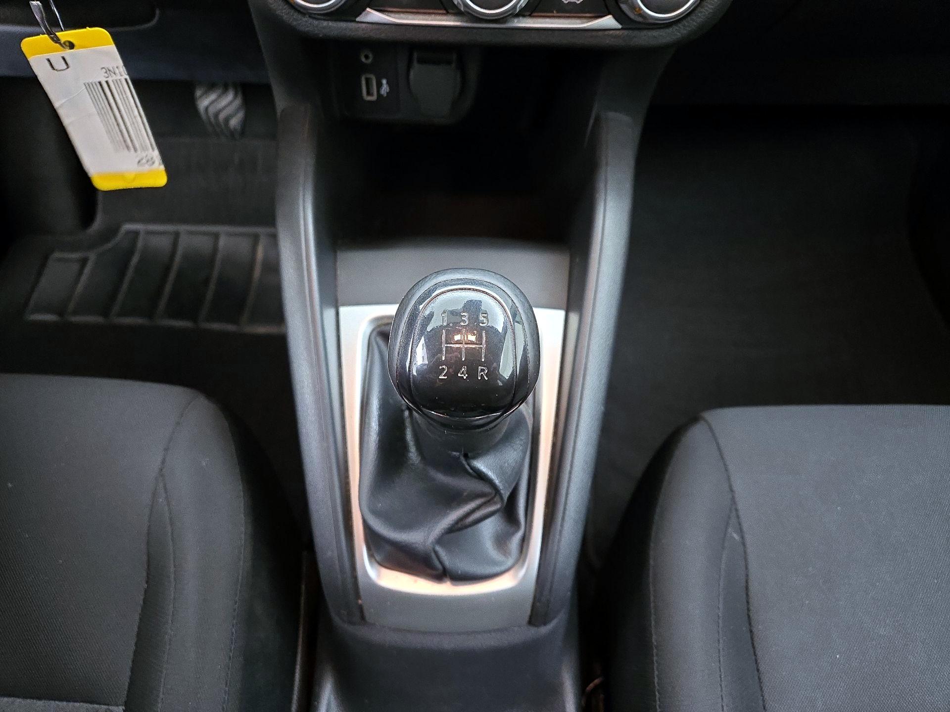 Thumbnail: 2022 Nissan Versa - 17