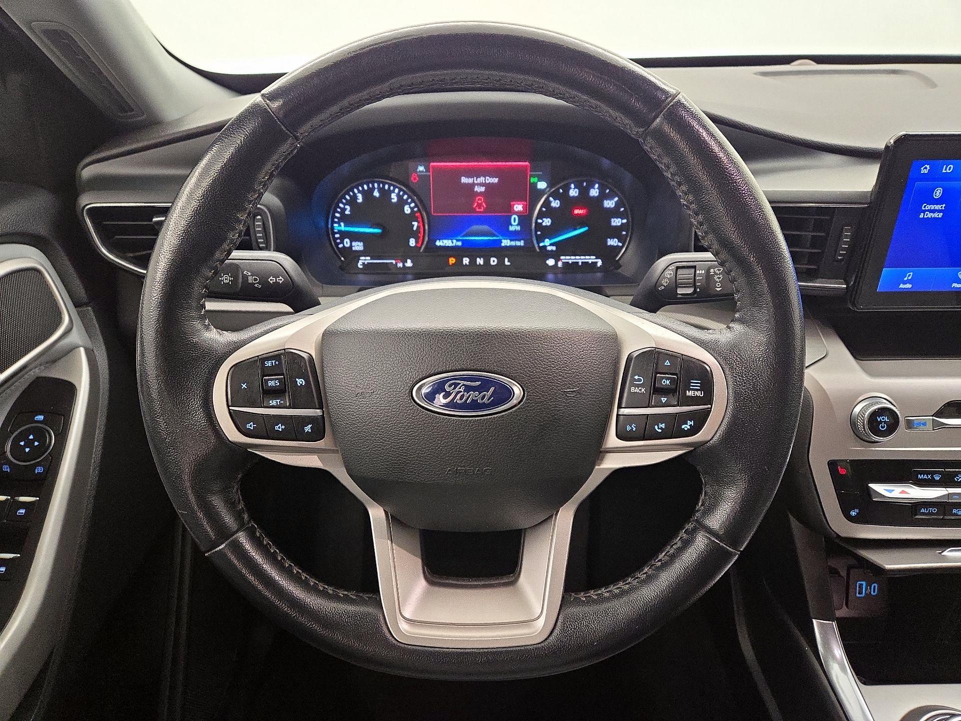 Thumbnail: 2022 Ford Explorer - 10