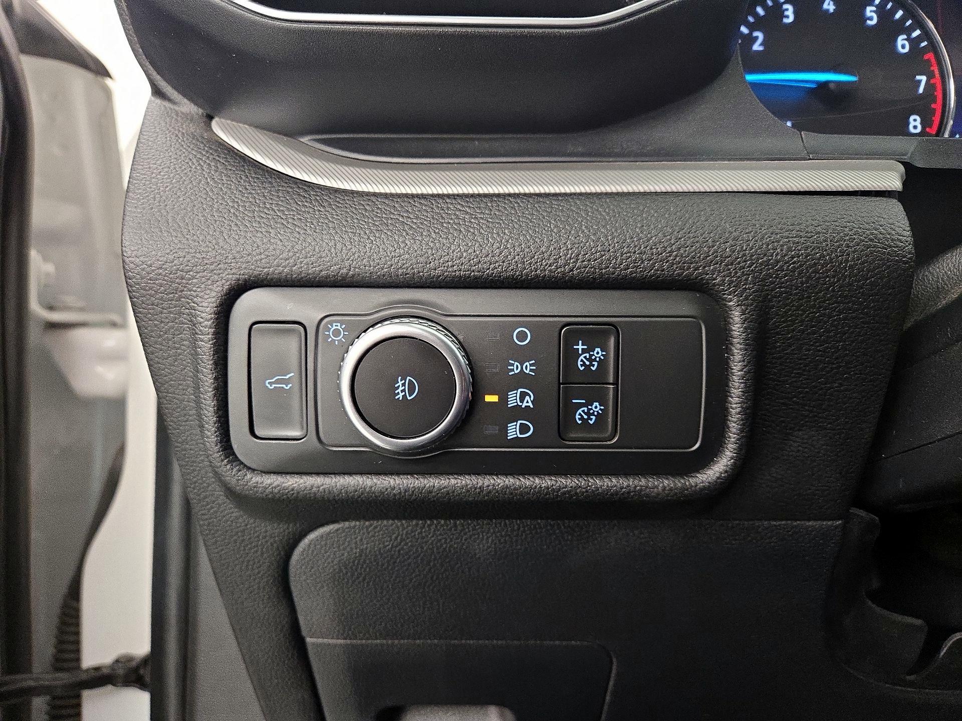 Thumbnail: 2022 Ford Explorer - 13