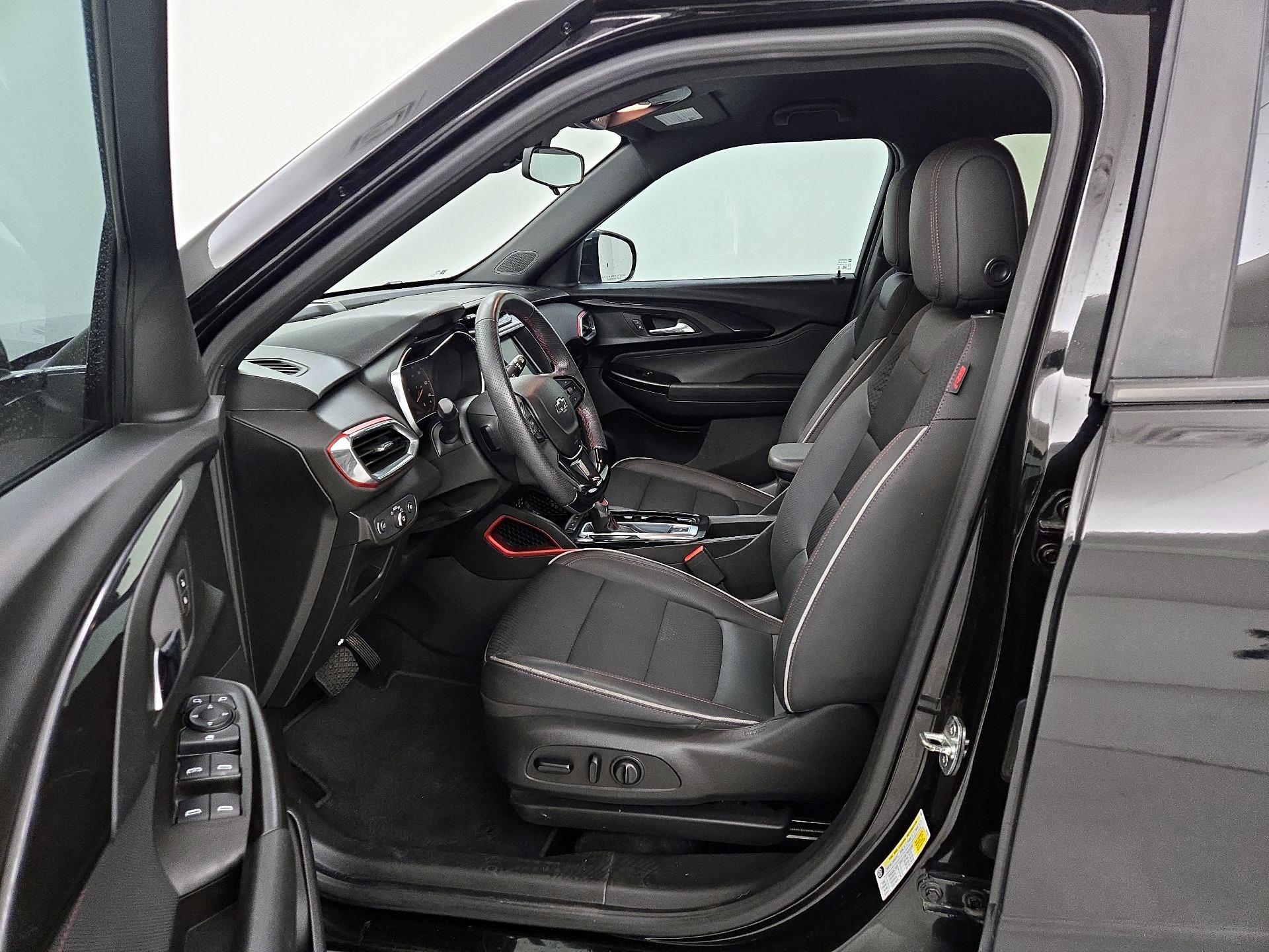 Thumbnail: 2022 Chevrolet TrailBlazer - 11