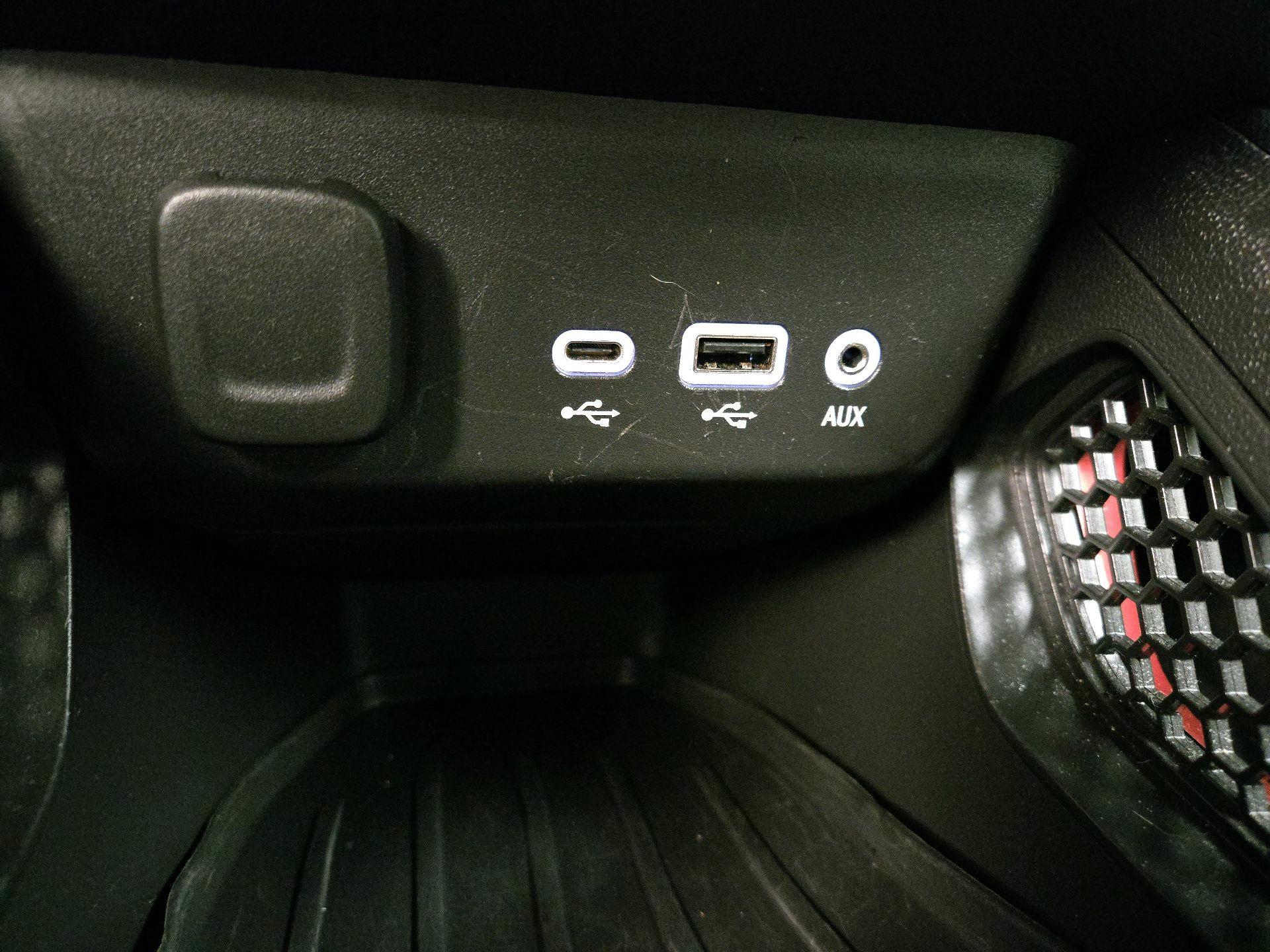 Thumbnail: 2022 Chevrolet TrailBlazer - 18