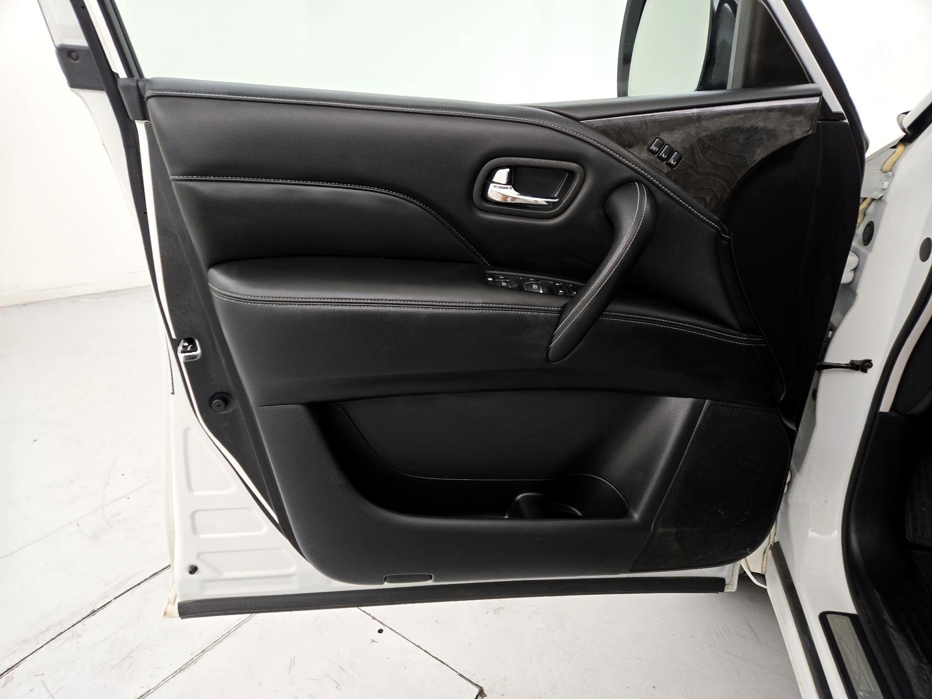 Thumbnail: 2024 INFINITI QX80 - 12