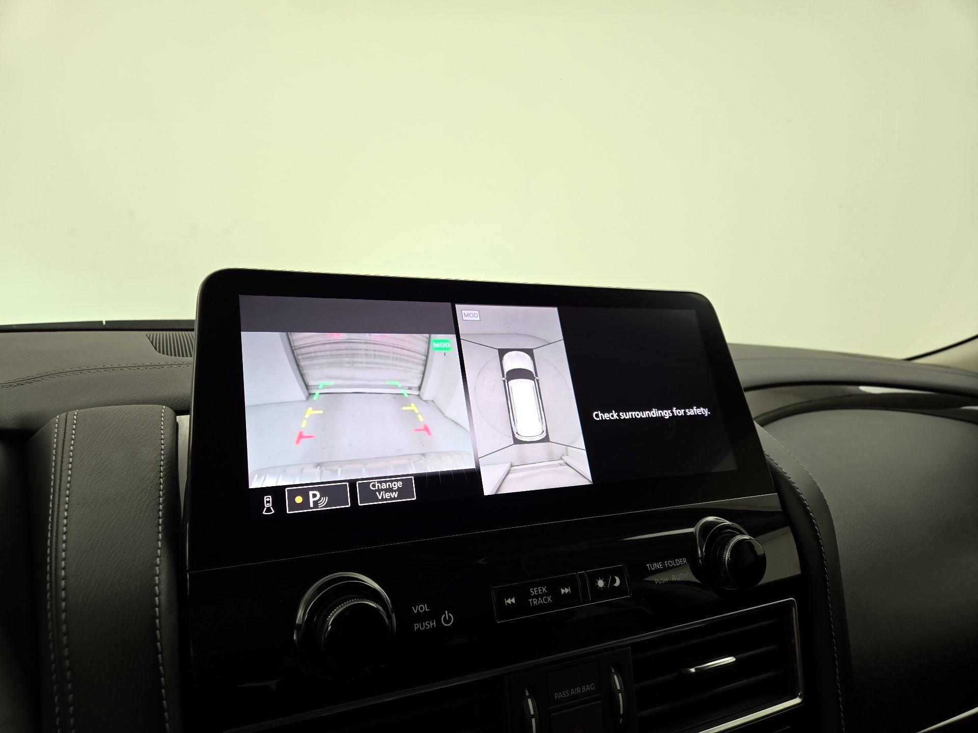 Thumbnail: 2024 INFINITI QX80 - 14