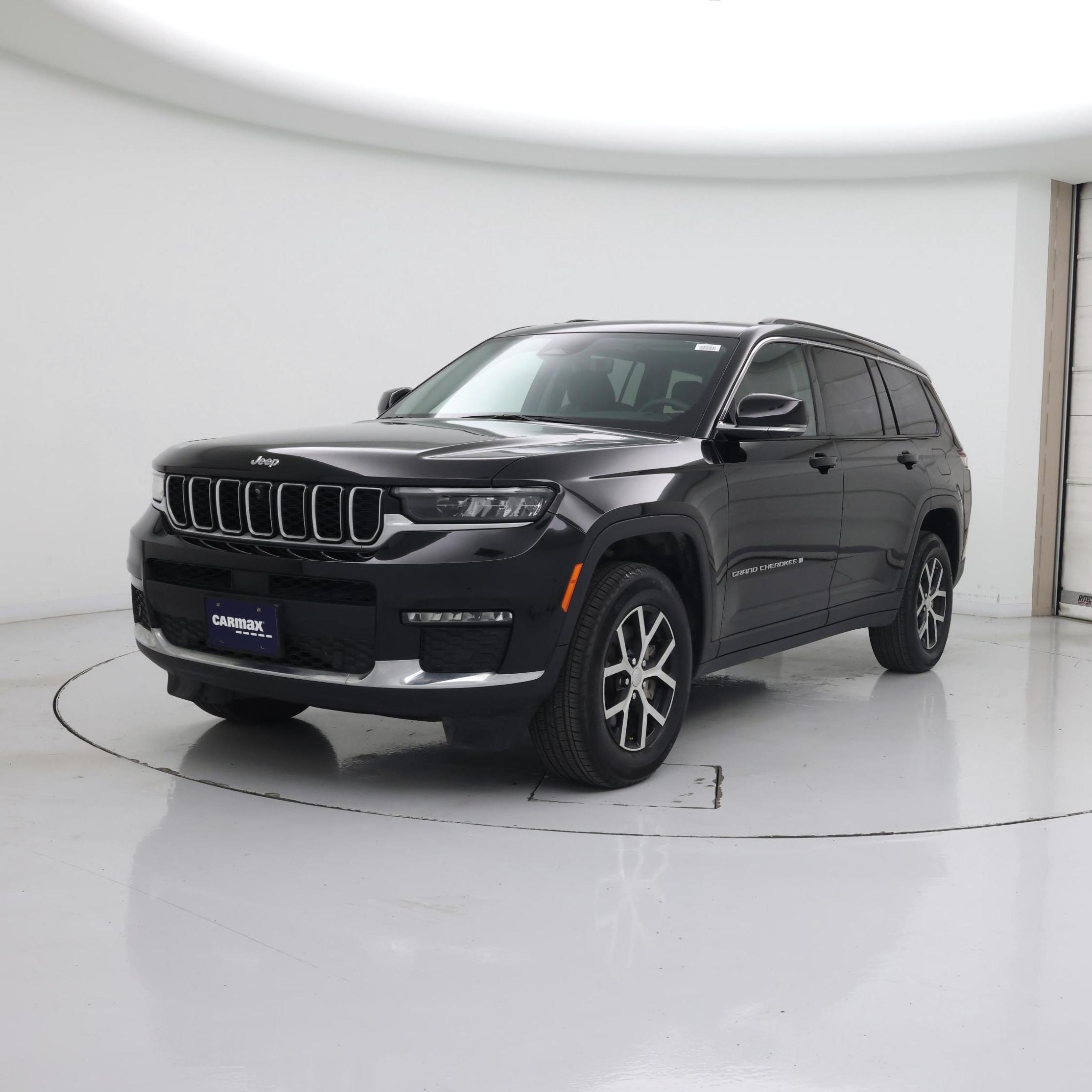 Thumbnail: 2024 Jeep Grand Cherokee L - 4