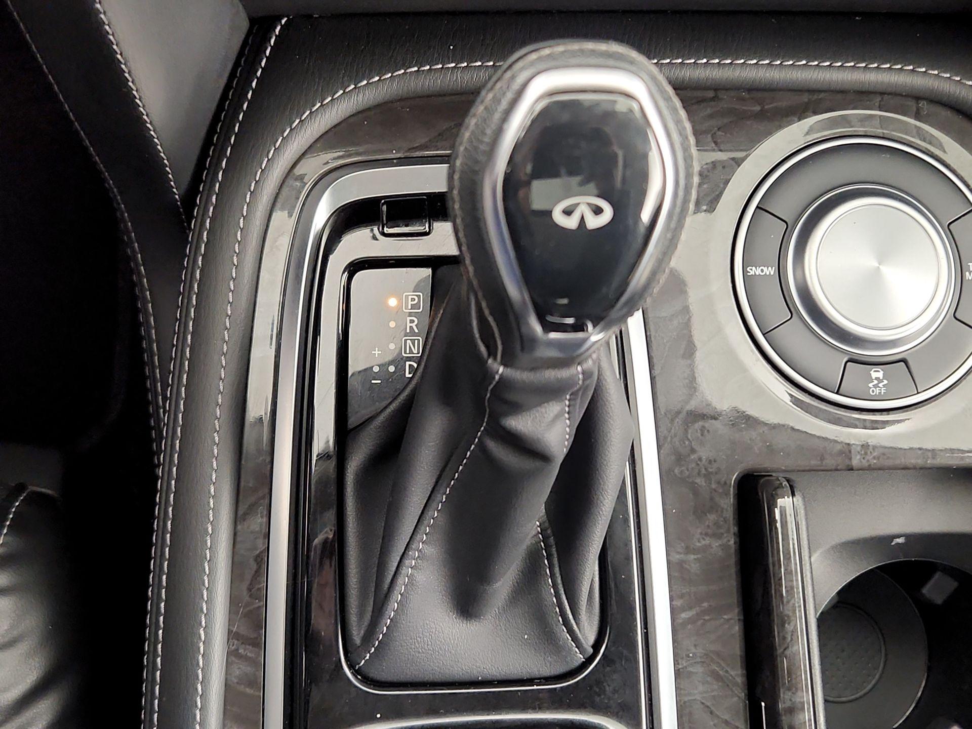 Thumbnail: 2024 INFINITI QX80 - 18