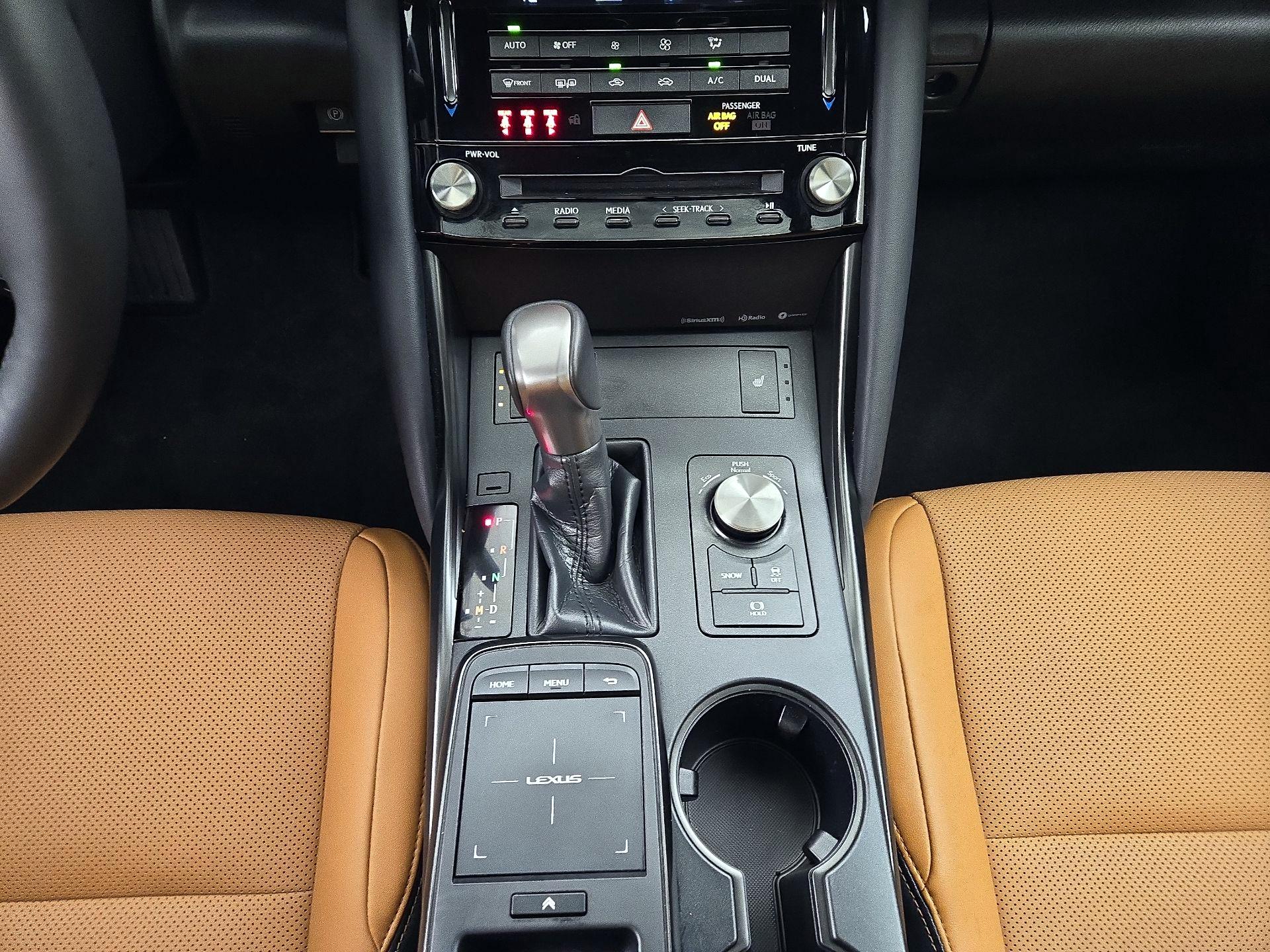 Thumbnail: 2025 Lexus IS - 17