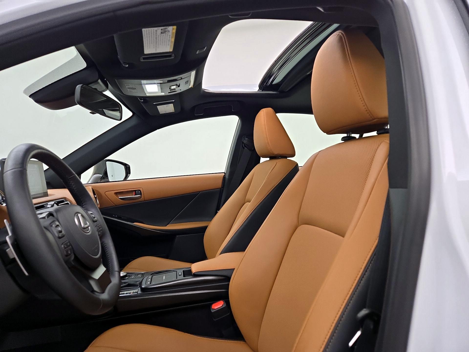 Thumbnail: 2025 Lexus IS - 19