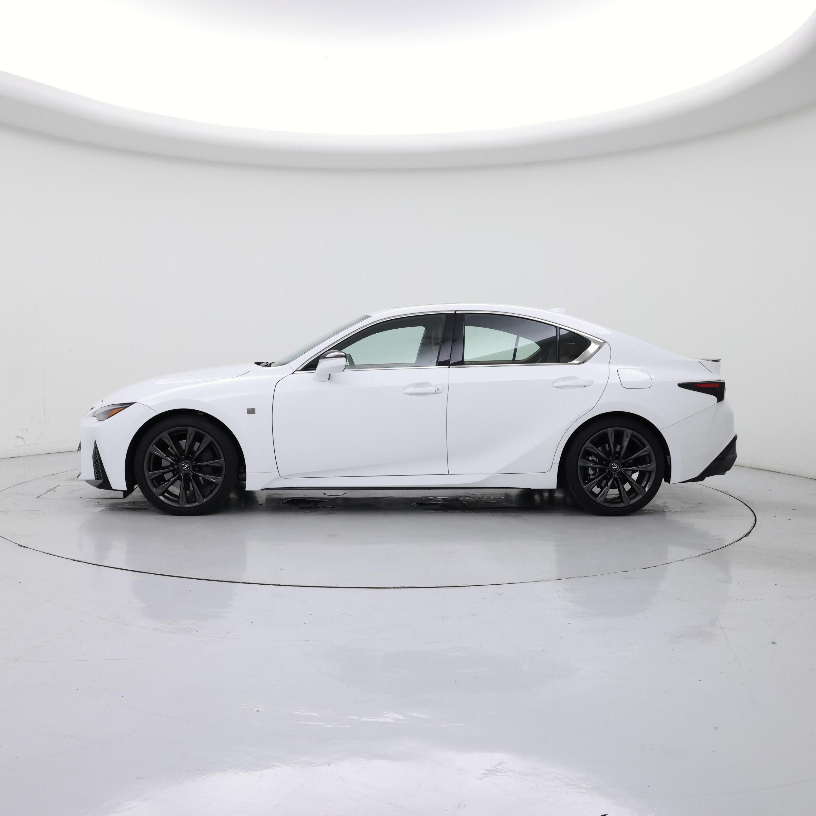 Thumbnail: 2025 Lexus IS - 3