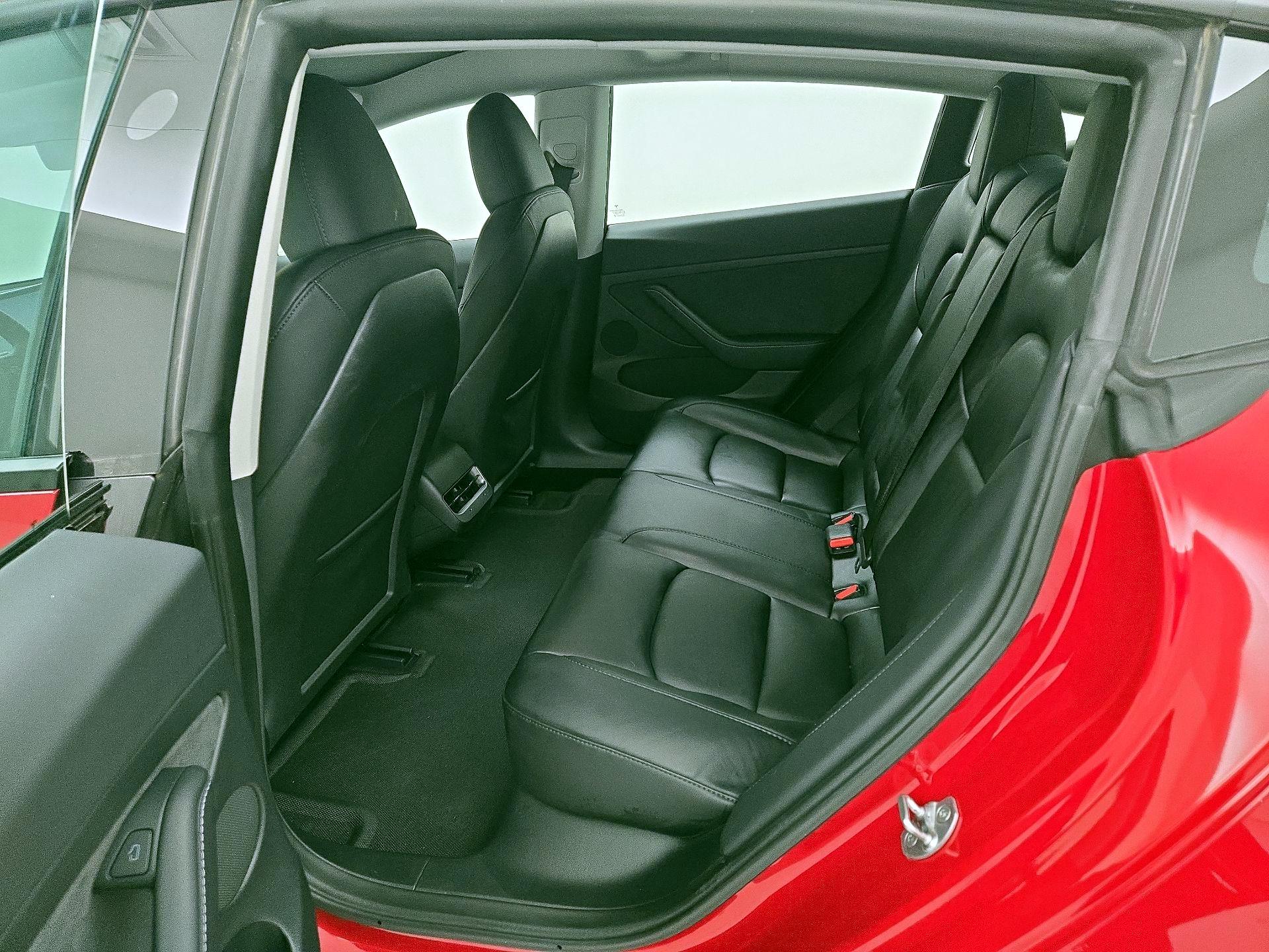 Thumbnail: 2023 Tesla Model 3 - 19