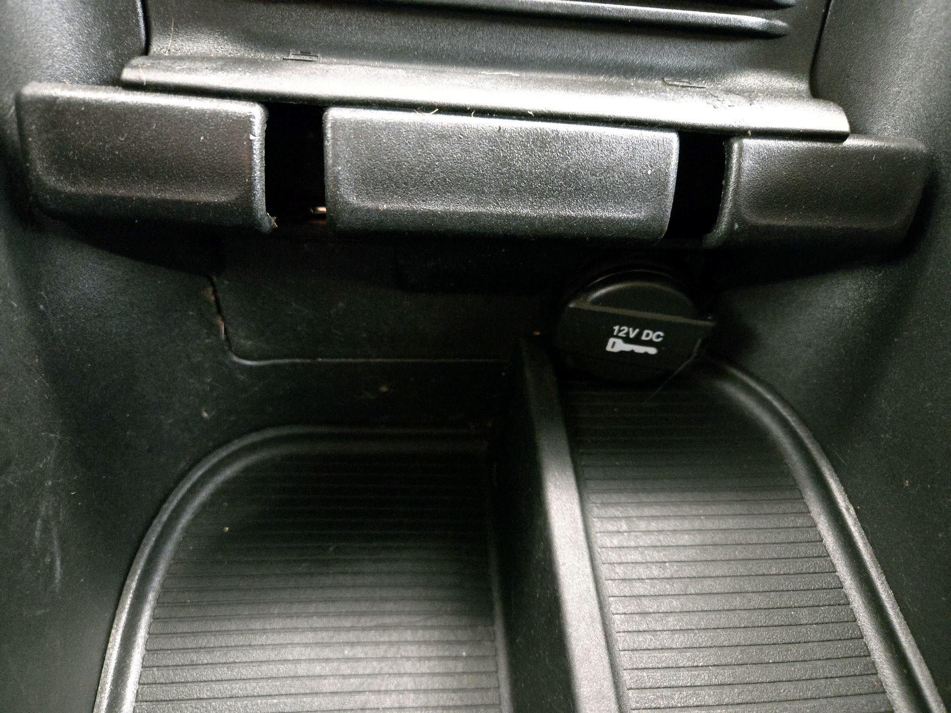 Thumbnail: 2019 RAM 1500 Classic - 18