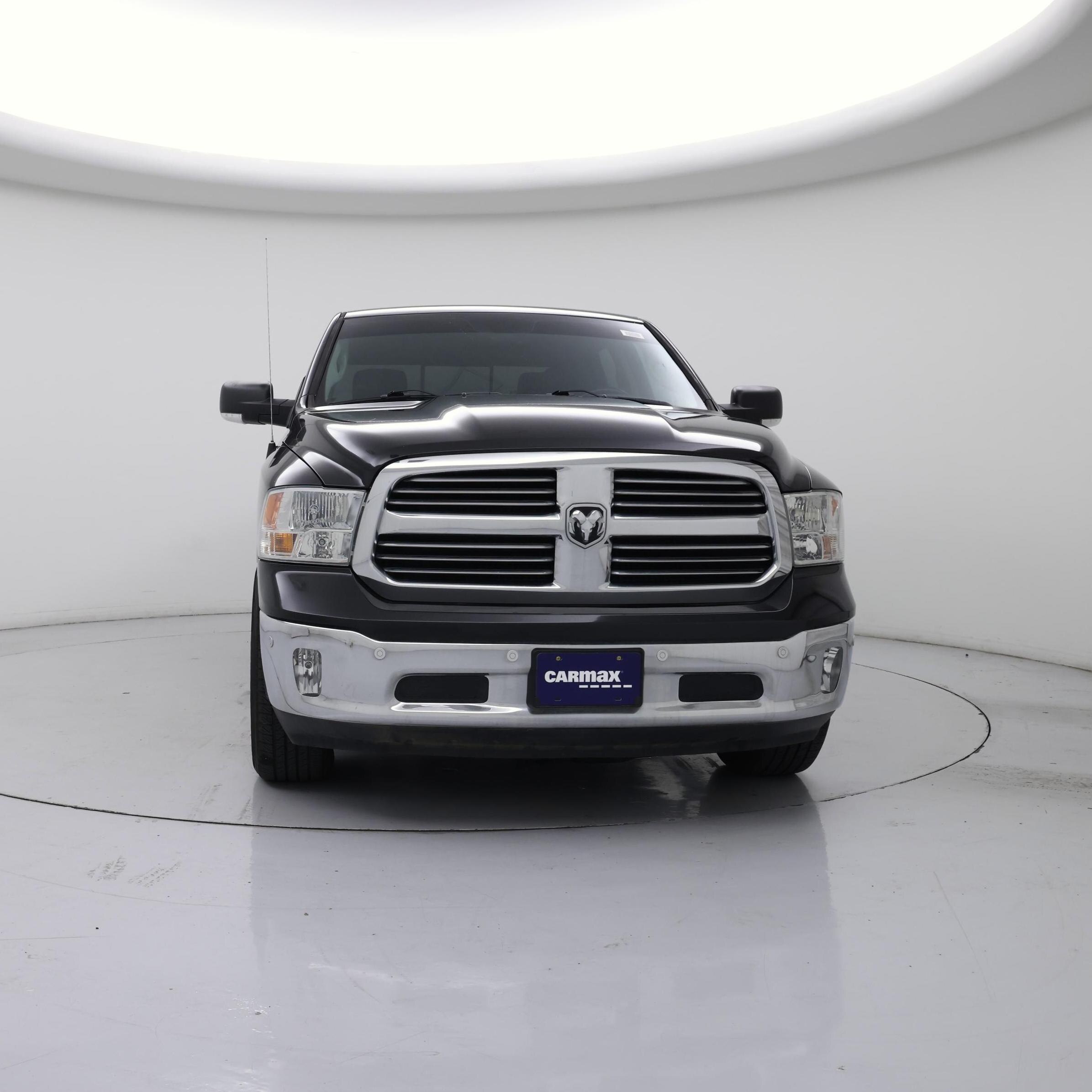 Thumbnail: 2019 RAM 1500 Classic - 5
