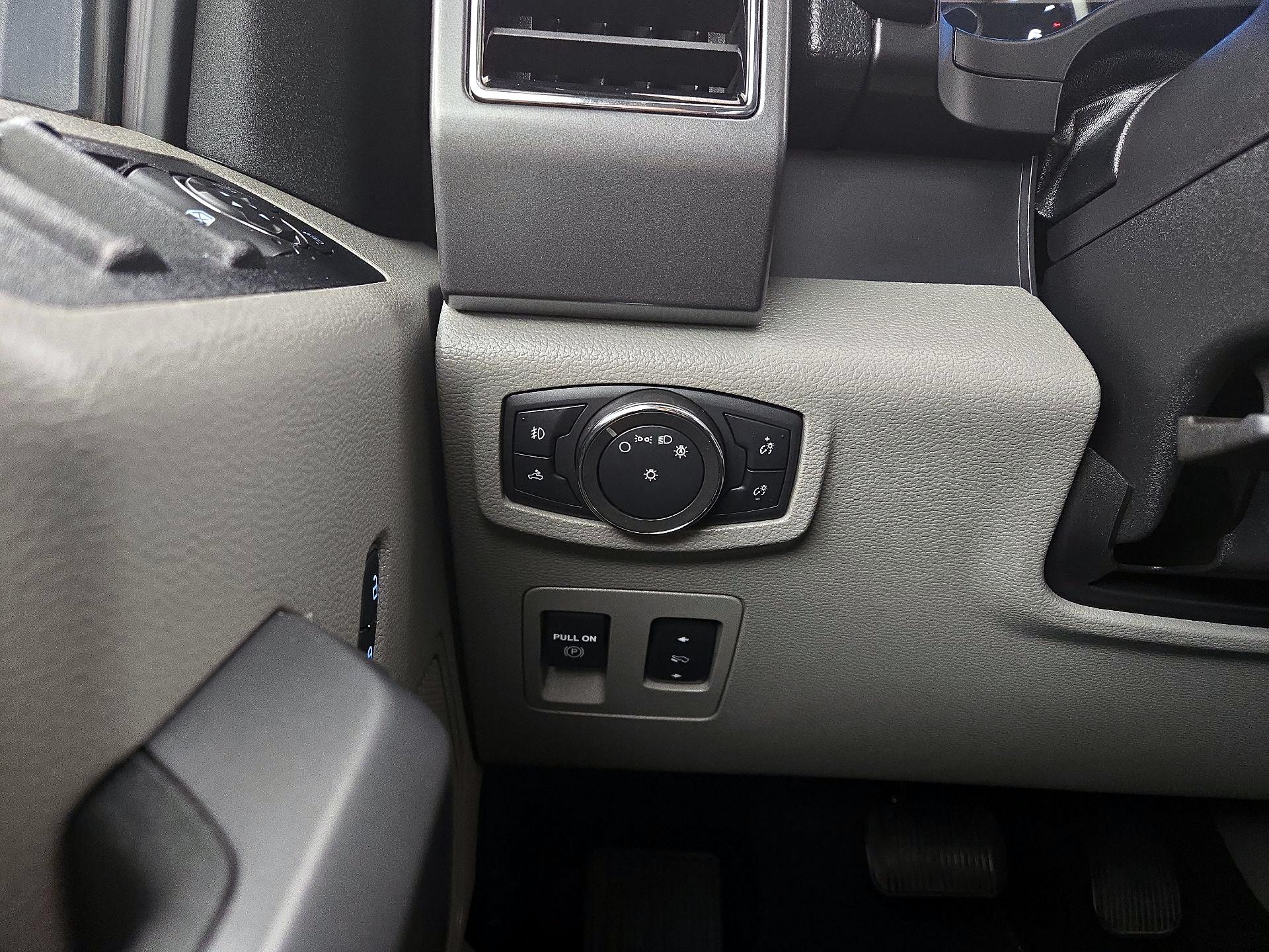 Thumbnail: 2018 Ford F-150 - 13