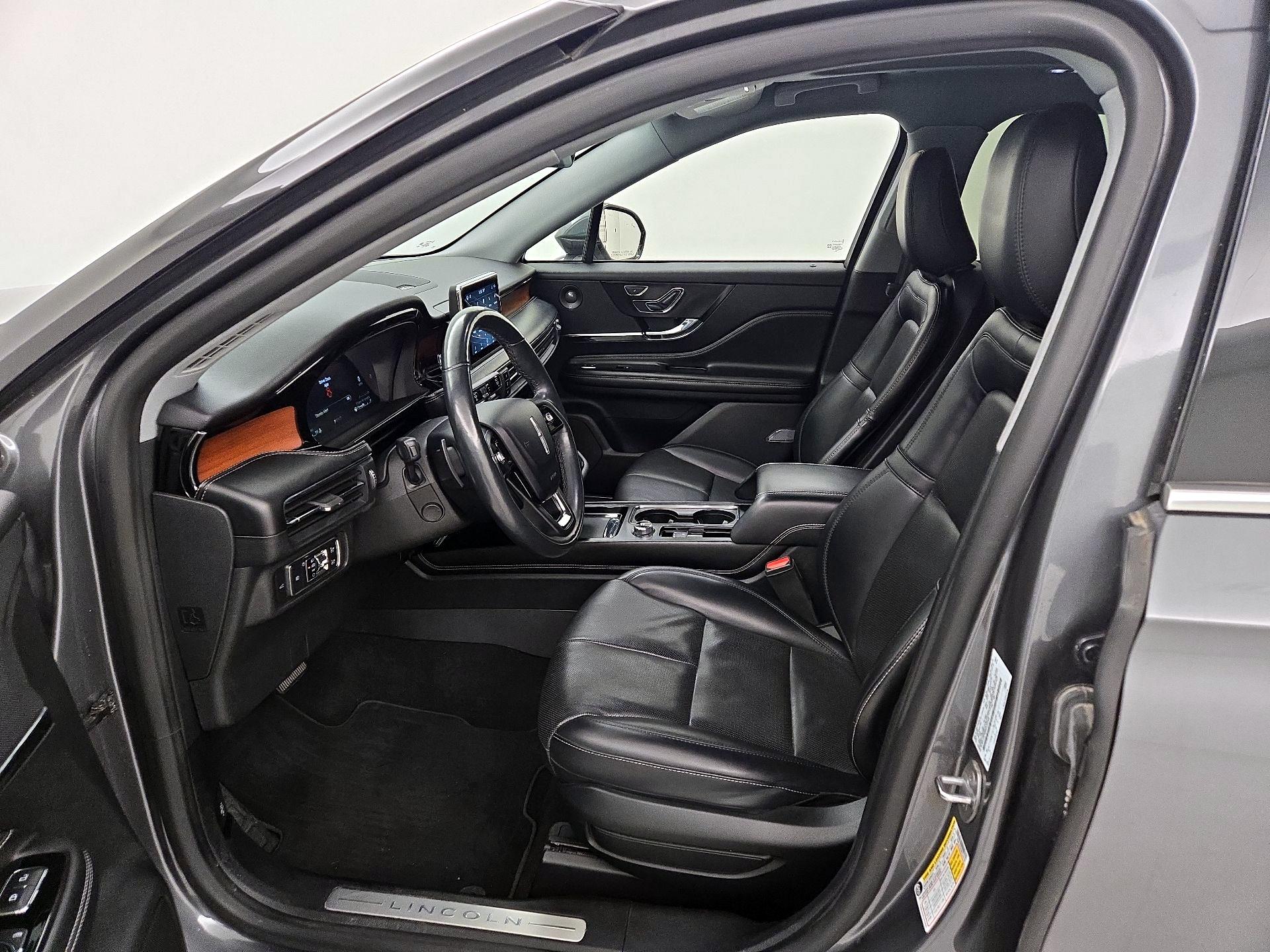 Thumbnail: 2021 Lincoln Corsair - 11