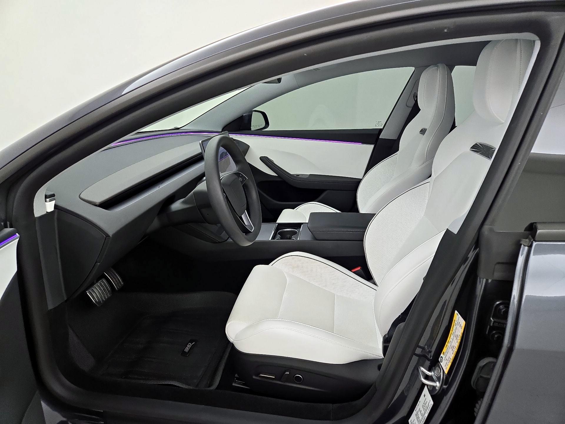 Thumbnail: 2025 Tesla Model 3 - 11