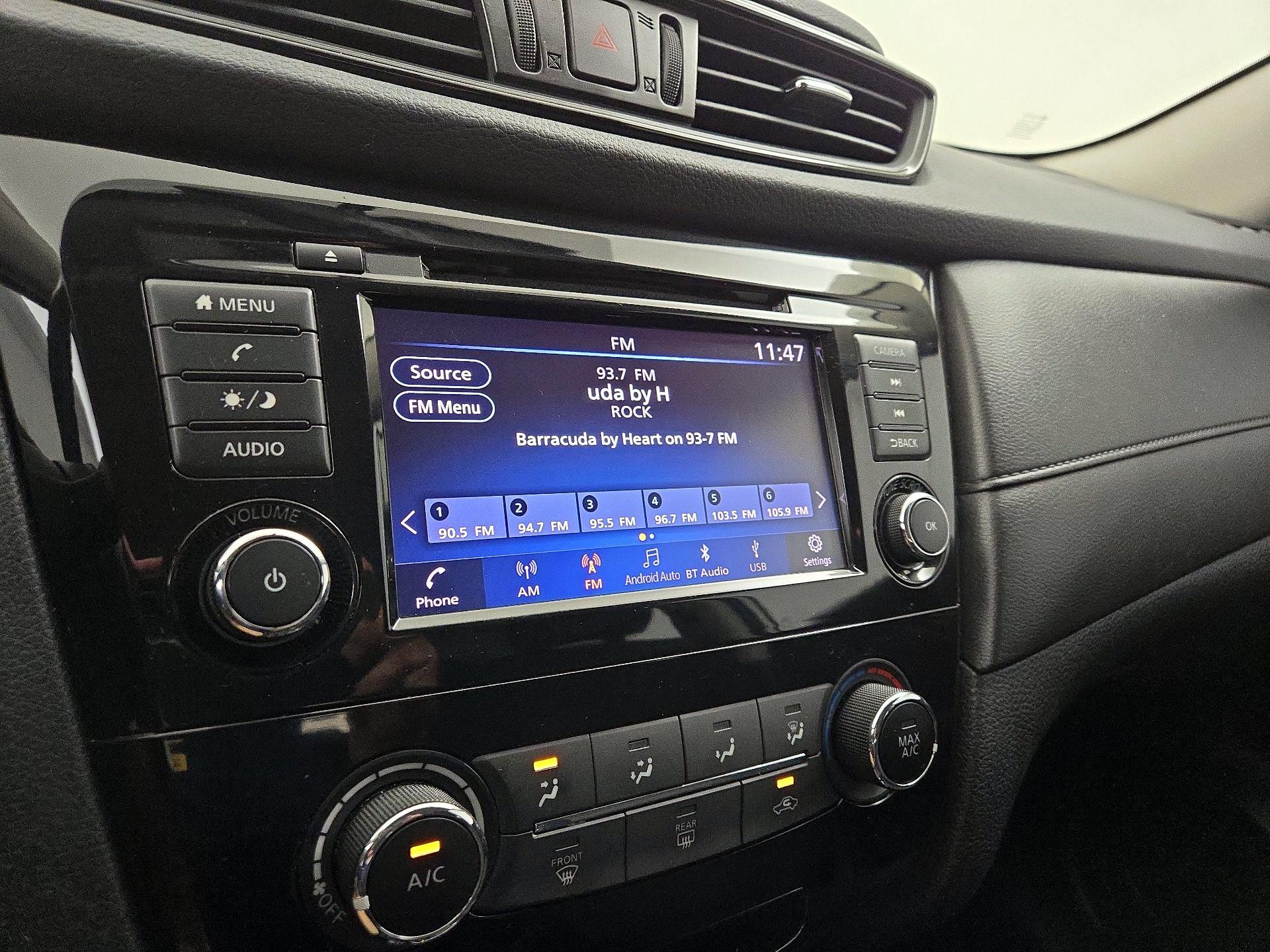 Thumbnail: 2018 Nissan Rogue - 15