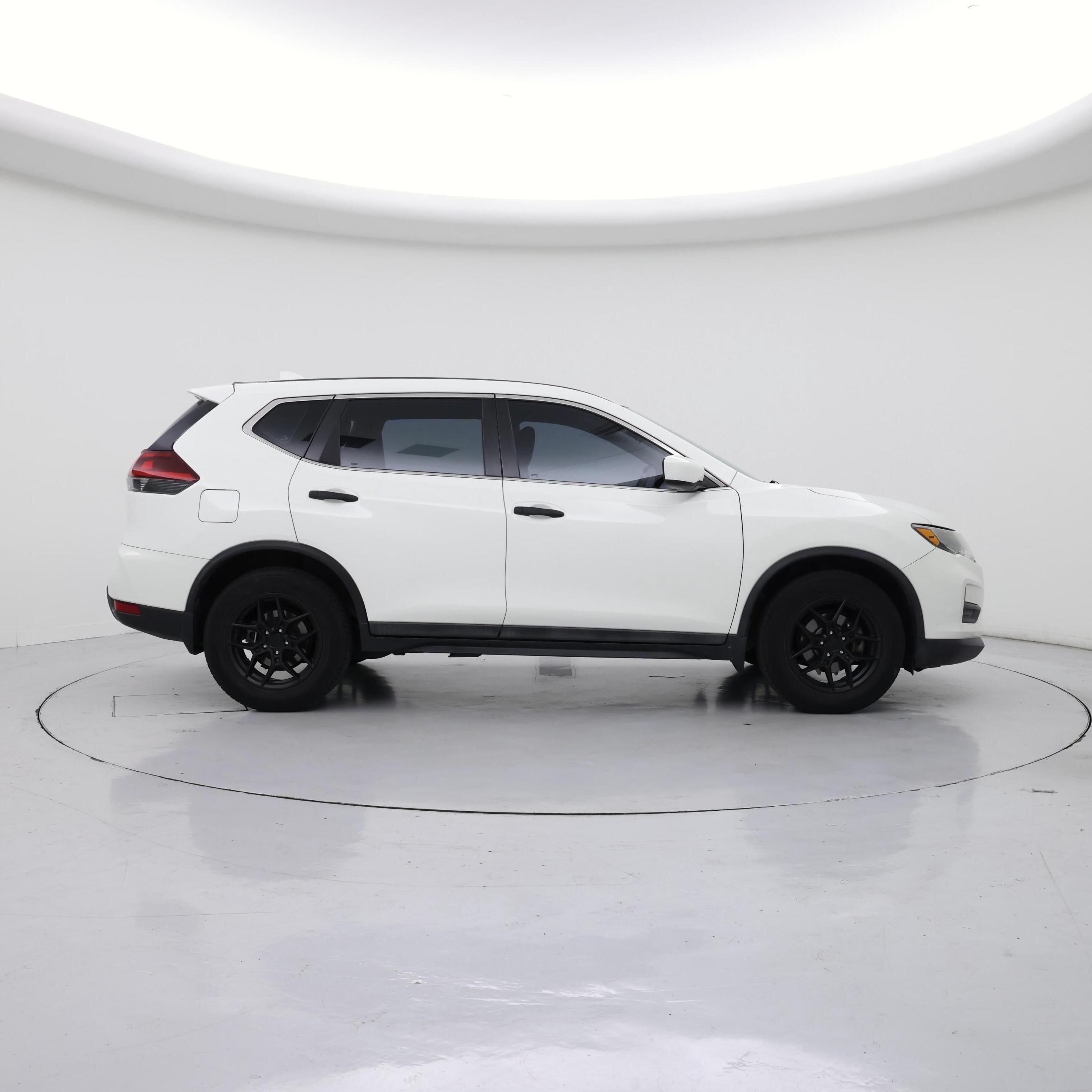 Thumbnail: 2018 Nissan Rogue - 7