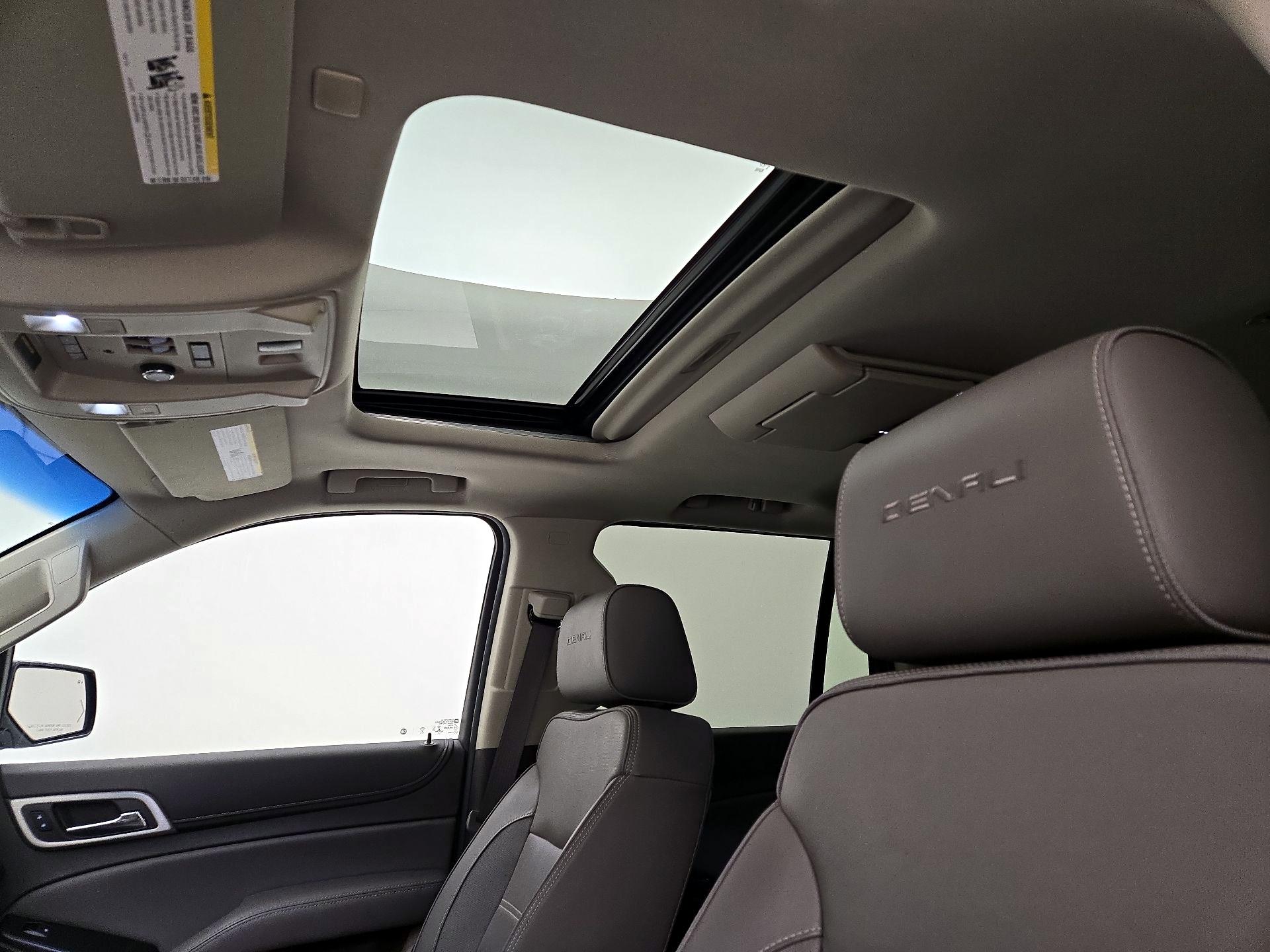 Thumbnail: 2019 GMC Yukon - 20