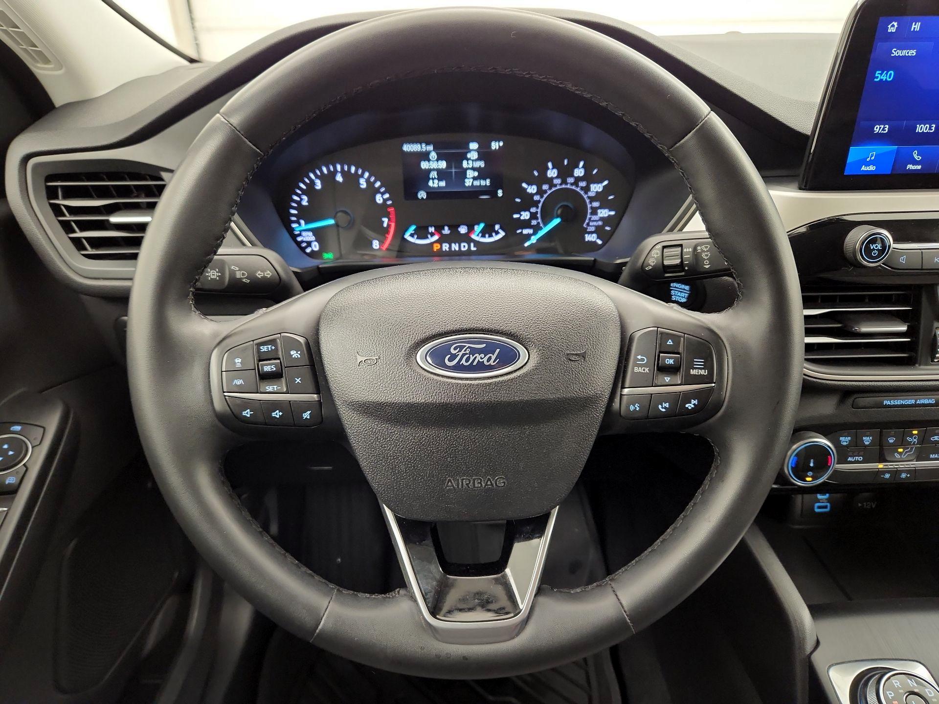 Thumbnail: 2022 Ford Escape - 10