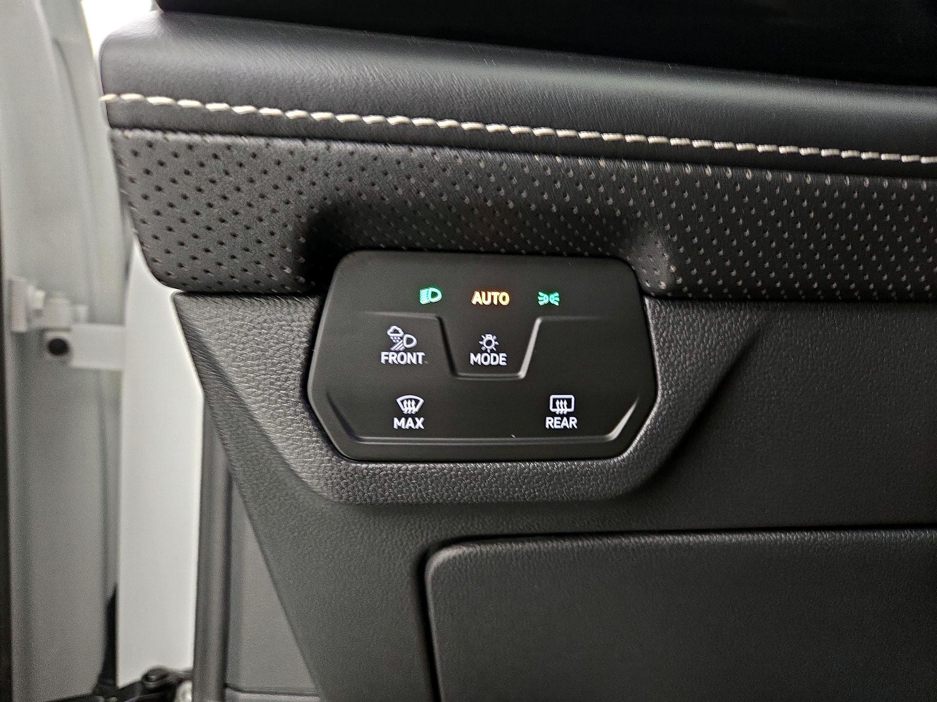 Thumbnail: 2024 Volkswagen Atlas - 13