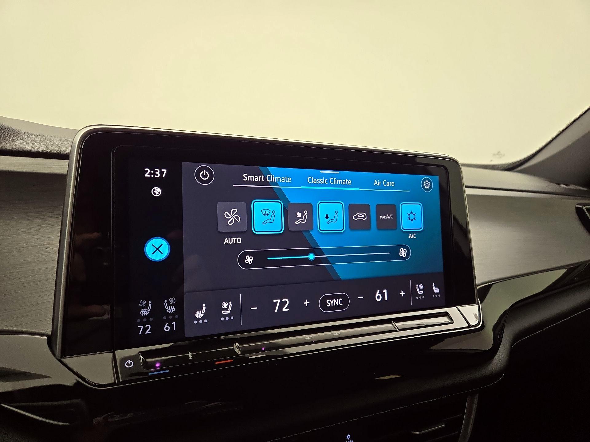 Thumbnail: 2024 Volkswagen Atlas - 16