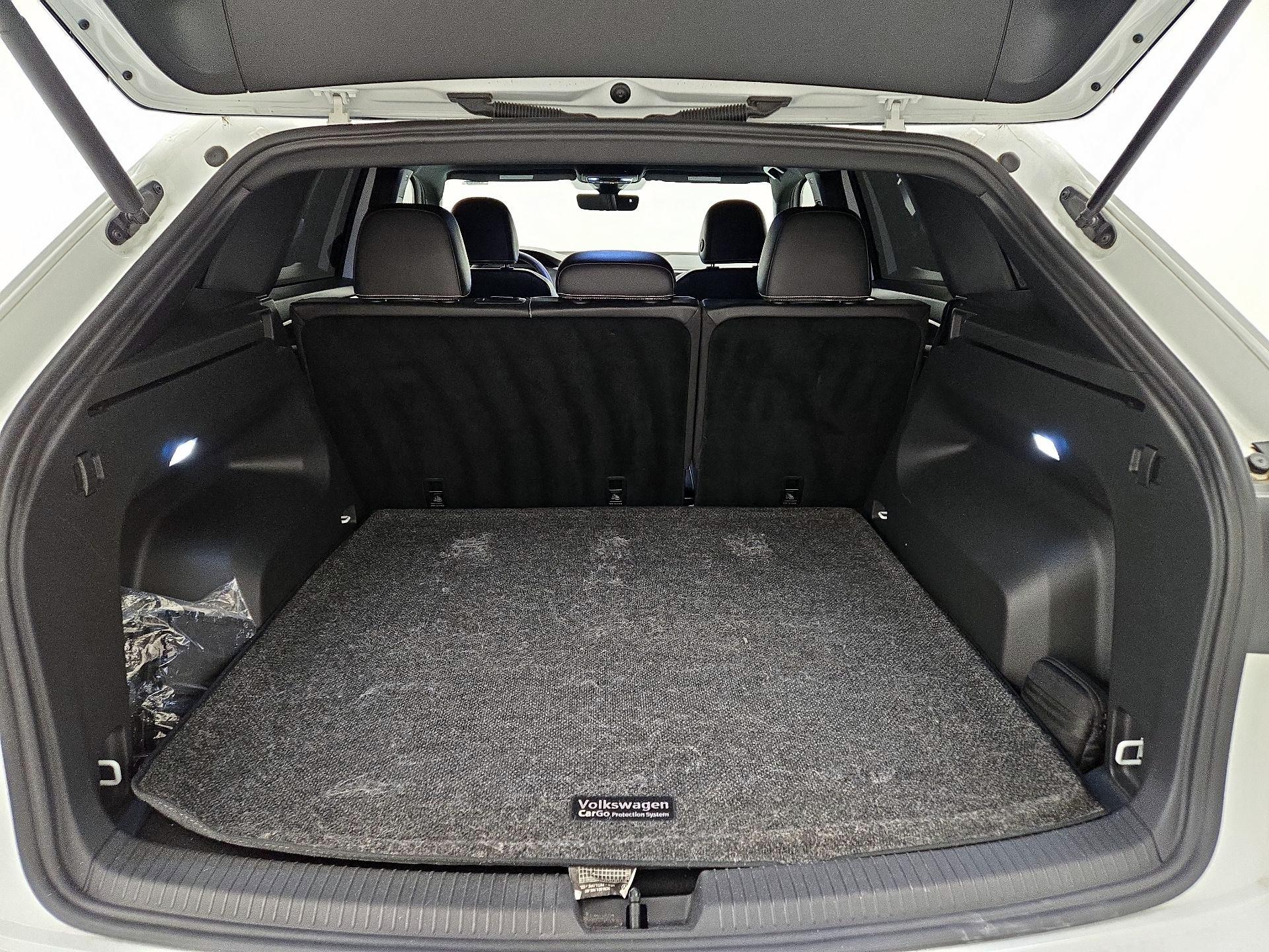 Thumbnail: 2024 Volkswagen Atlas - 20