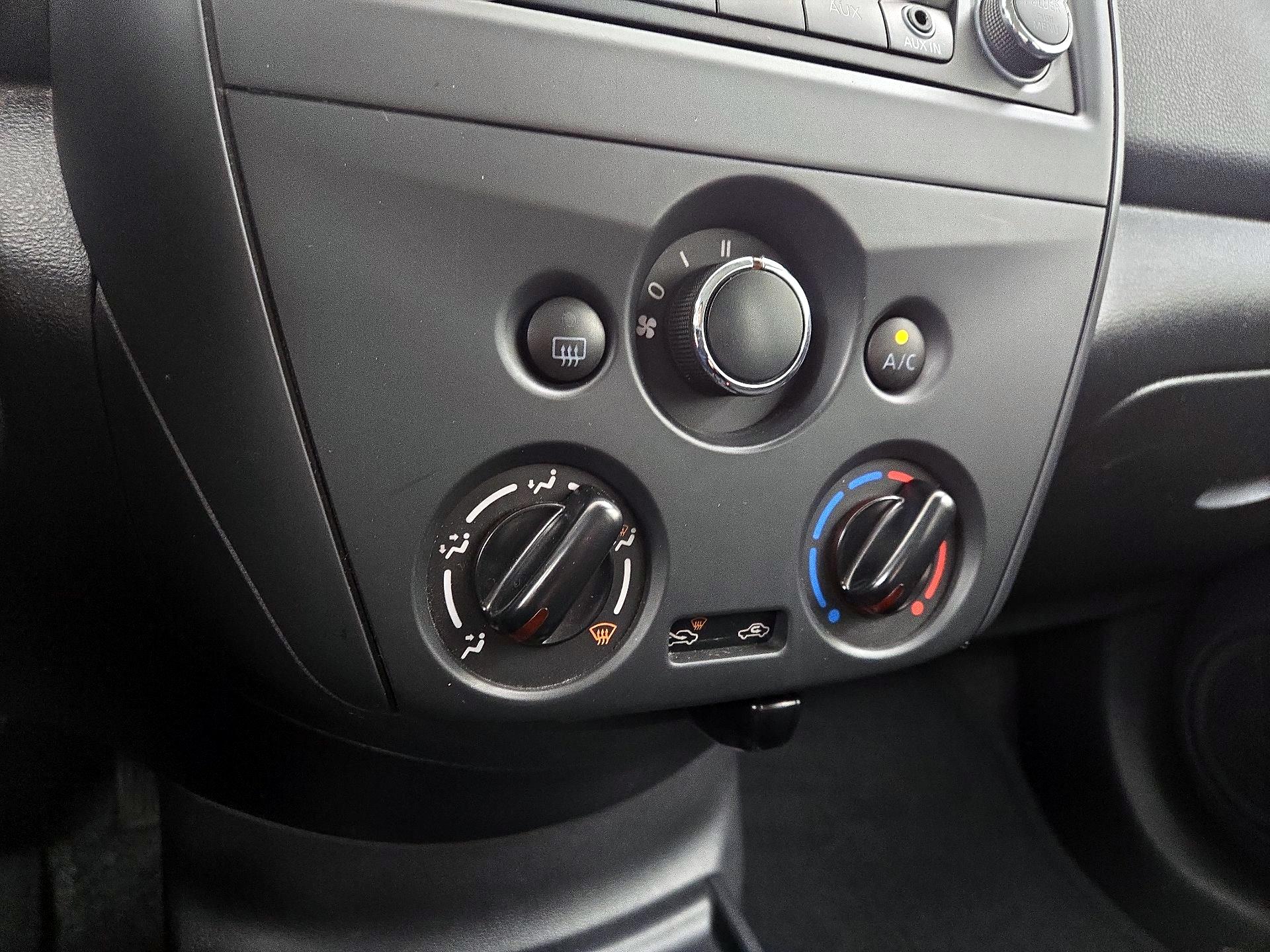 Thumbnail: 2015 Nissan Versa - 15