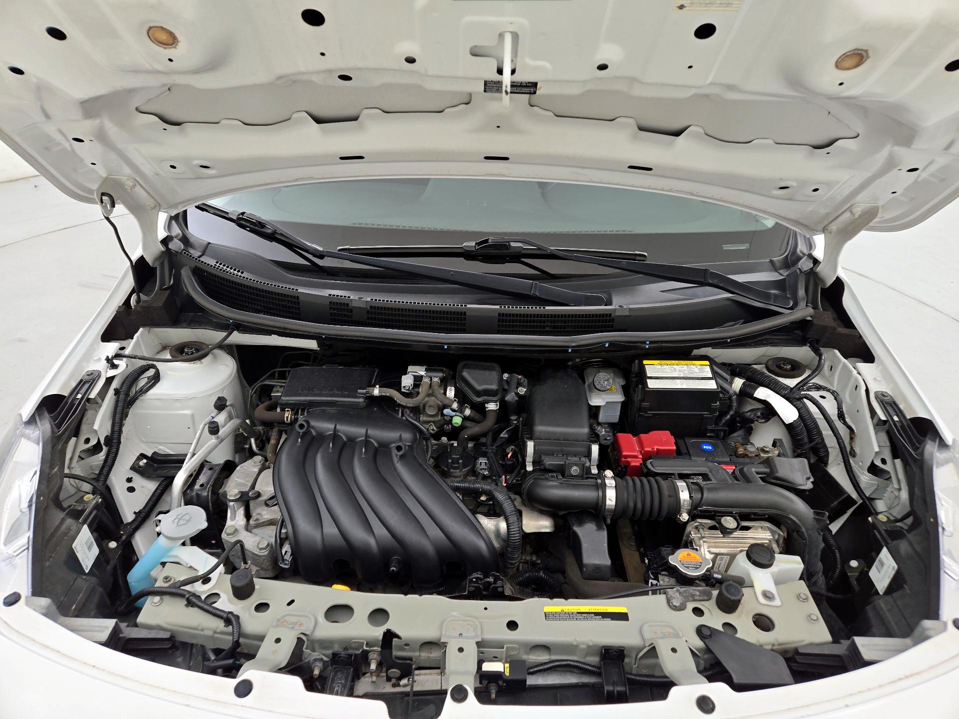 Thumbnail: 2015 Nissan Versa - 20