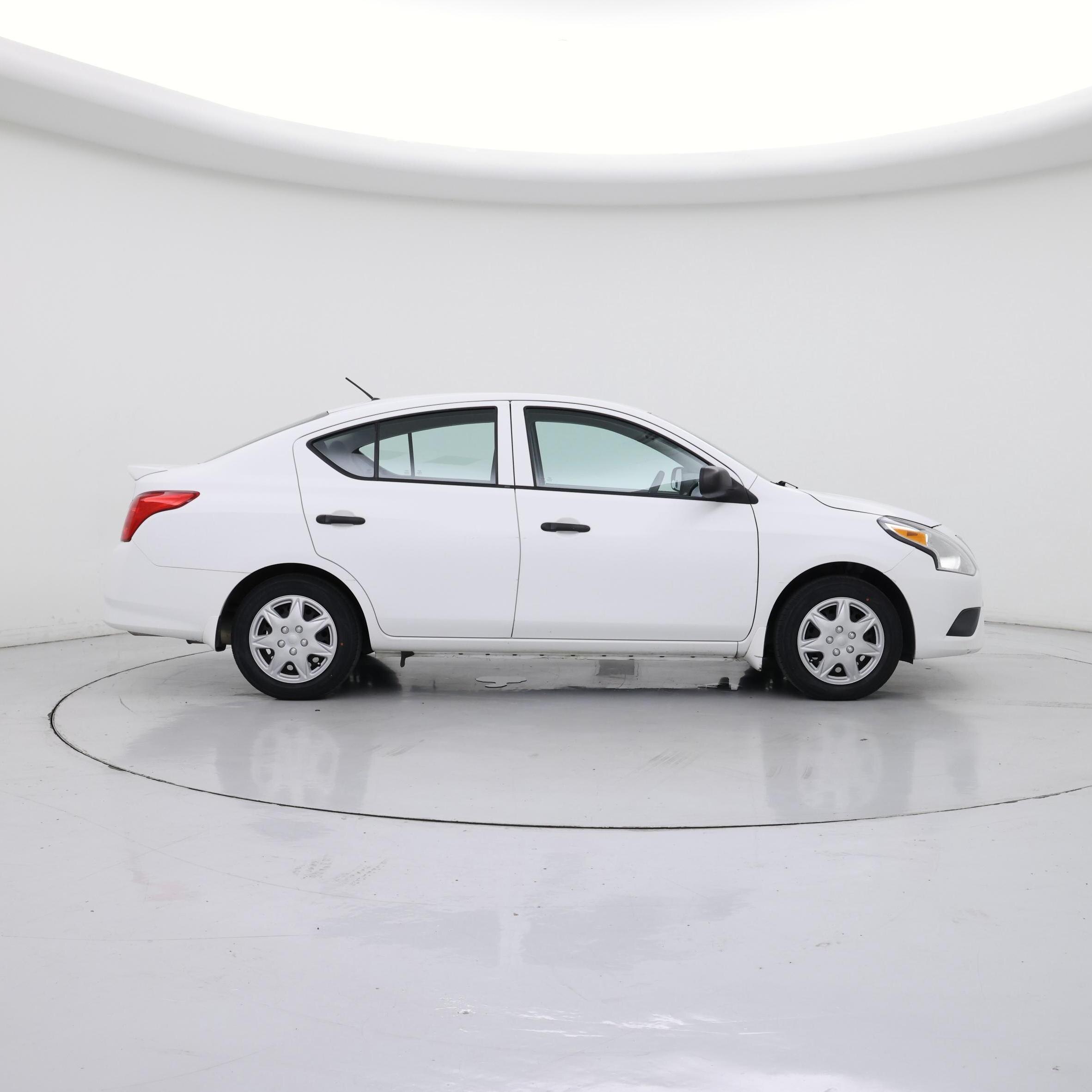 Thumbnail: 2015 Nissan Versa - 7