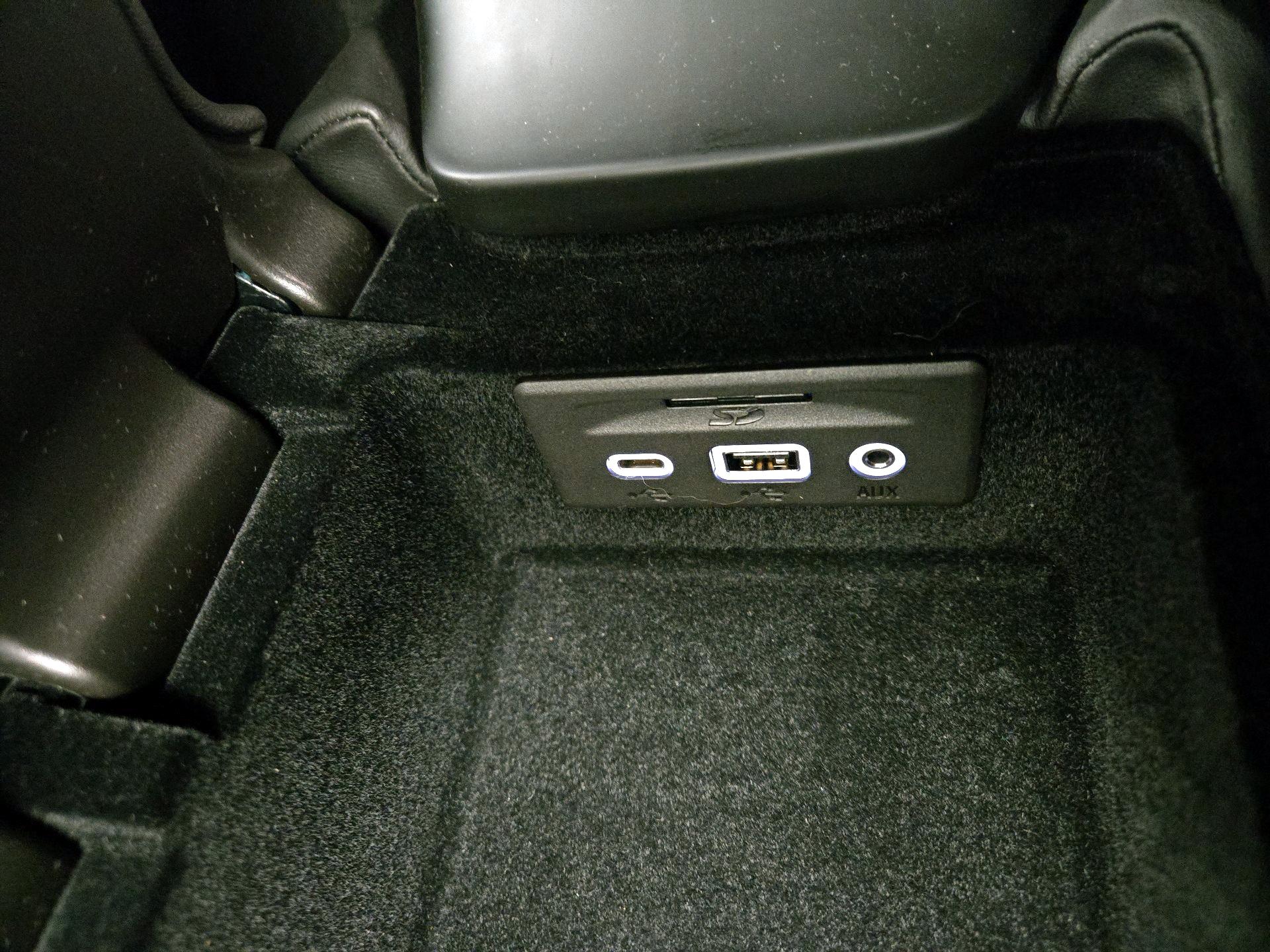 Thumbnail: 2021 Chevrolet Corvette - 18