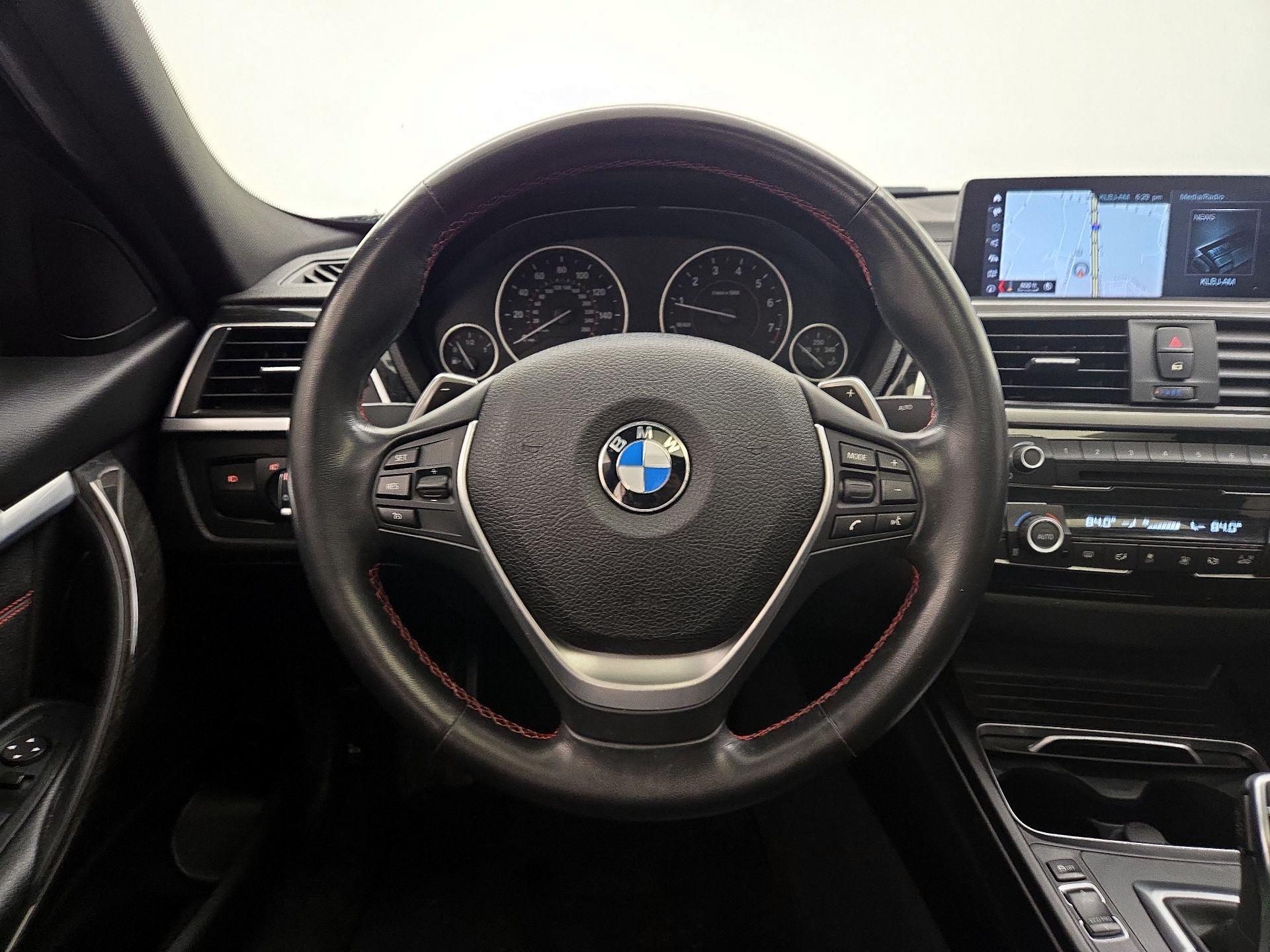 Thumbnail: 2018 BMW 3 Series - 10