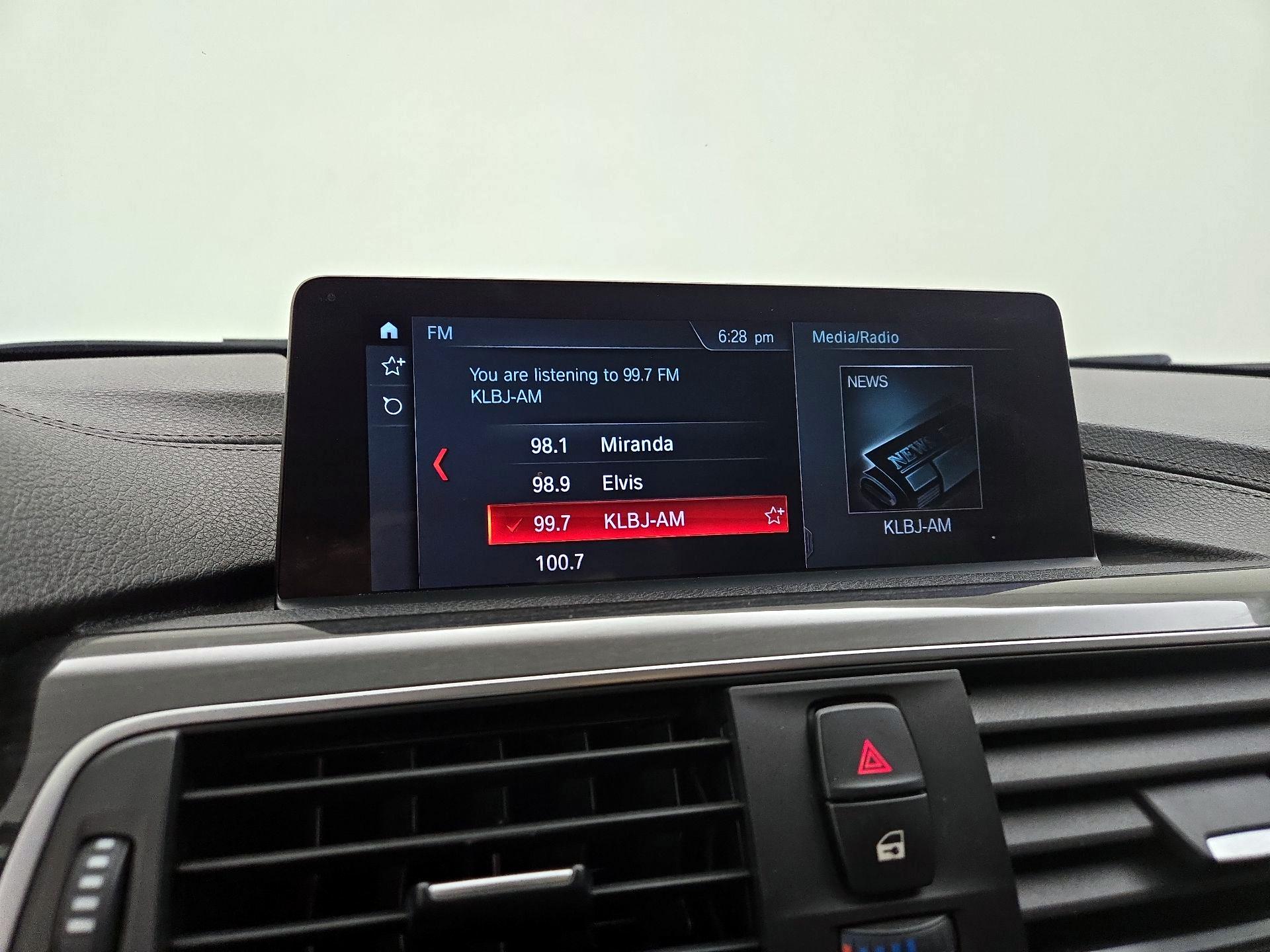 Thumbnail: 2018 BMW 3 Series - 16